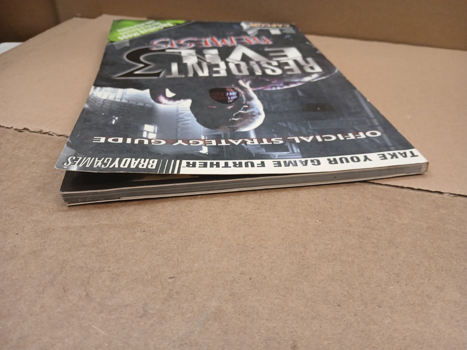 BradyGames Resident Evil 3 Nemesis Official Strategy Guide with Poster Pre-Owned
