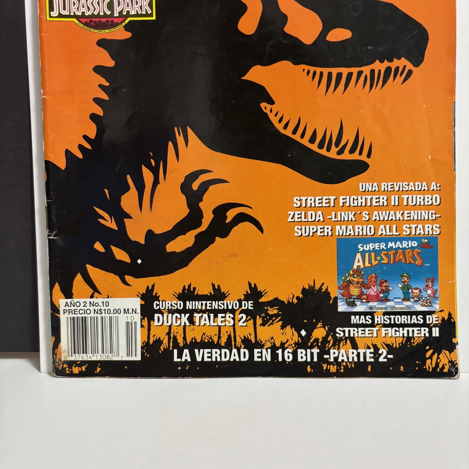 Club Nintendo Magazine Year 2 #10 (Mexico 1992) Jurassic Park SNES Iconic Cover