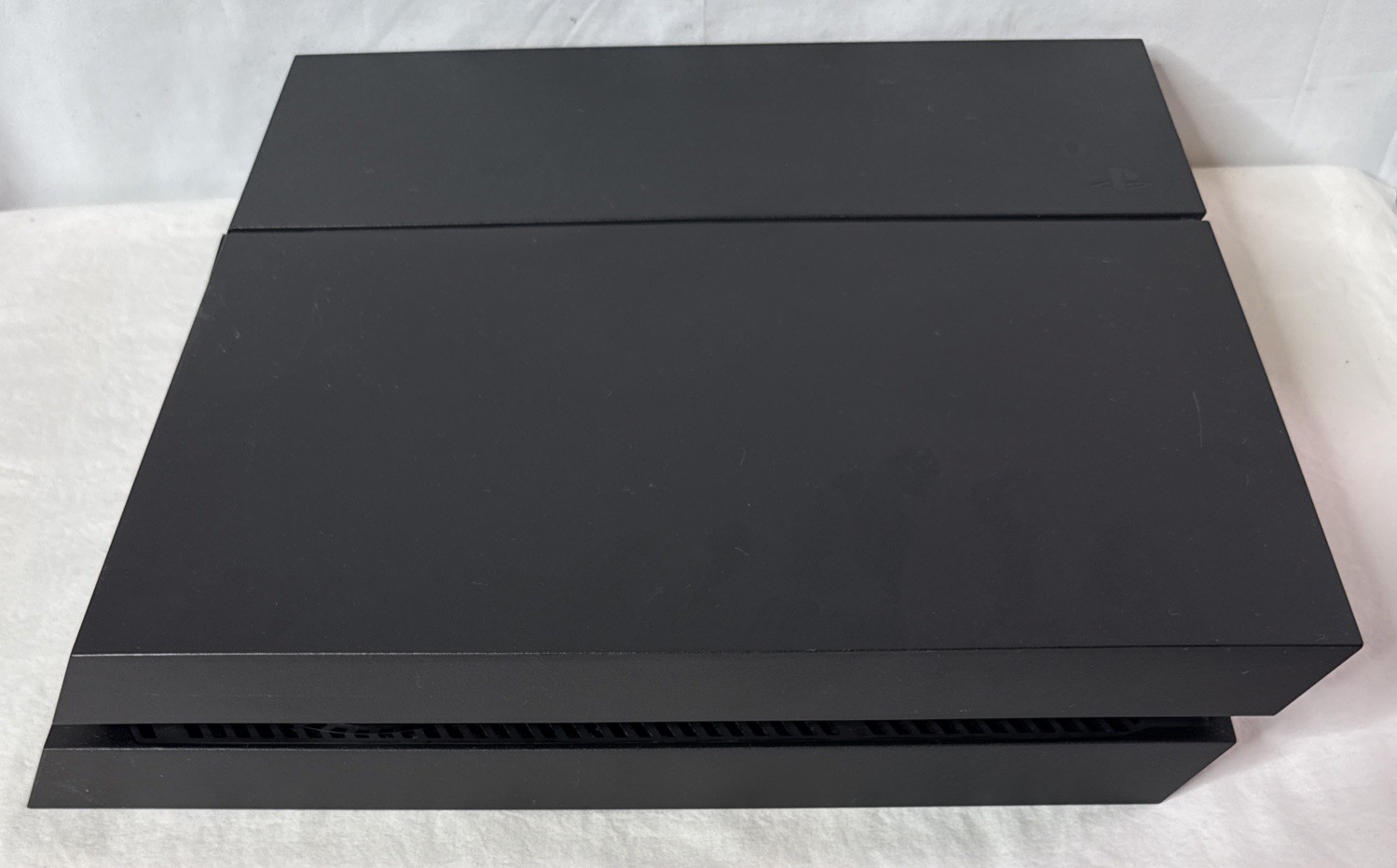 Sony PlayStation 4 Slim CUH-1215A 500GB Console With Controller & Cables