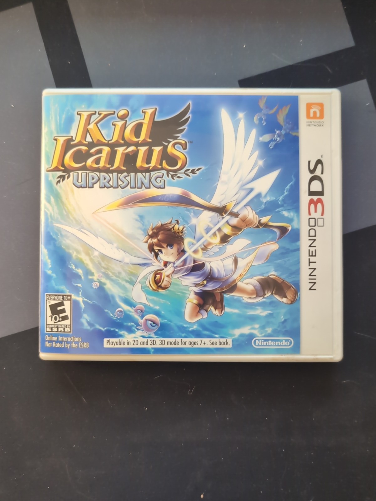Kid Icarus Uprising (nintendo 3DS, 2012)