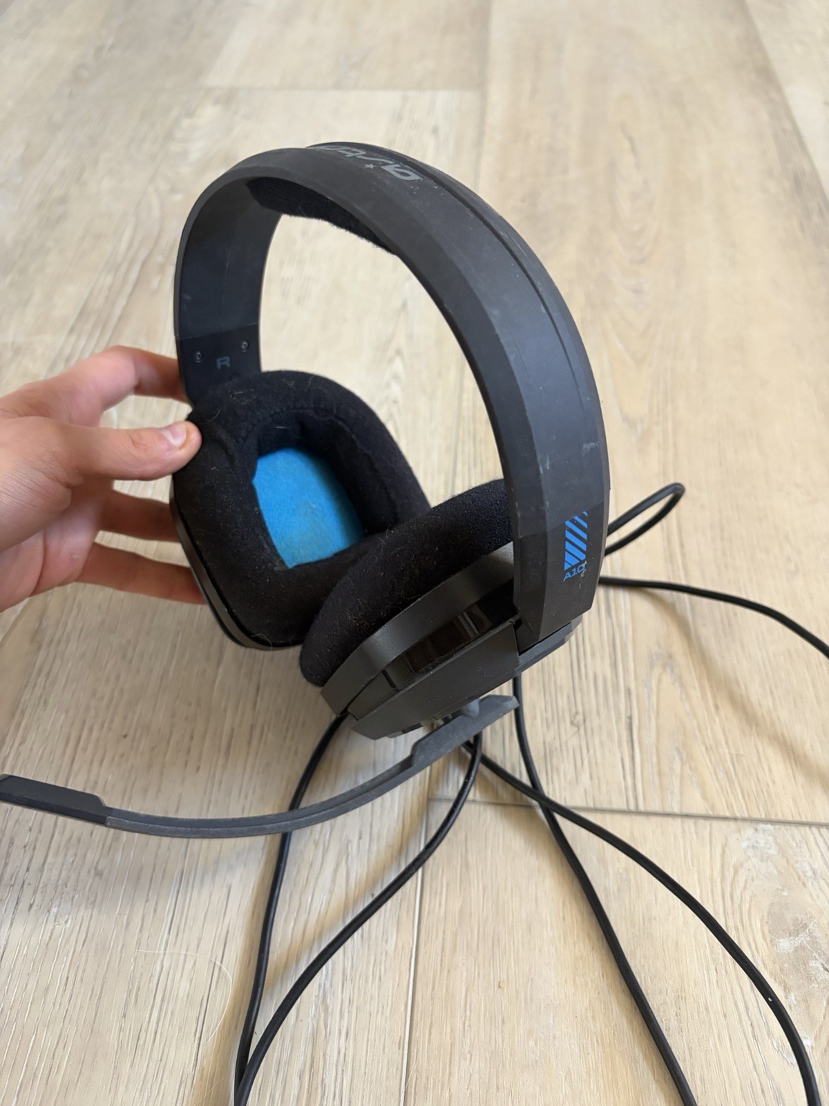 Astro Gaming A10 Wired Stereo Gaming Headset for PlayStation 4/5 – Blue/Black