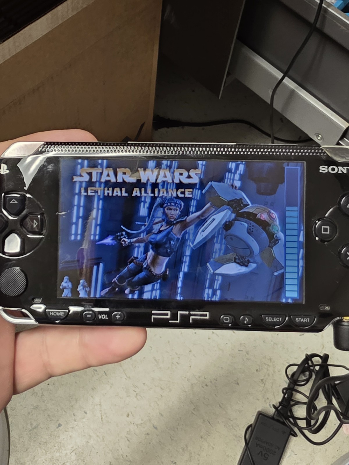 Sony PlayStation PSP 1001- Black W/Star Wars Lethal Alliance & Charger Tested
