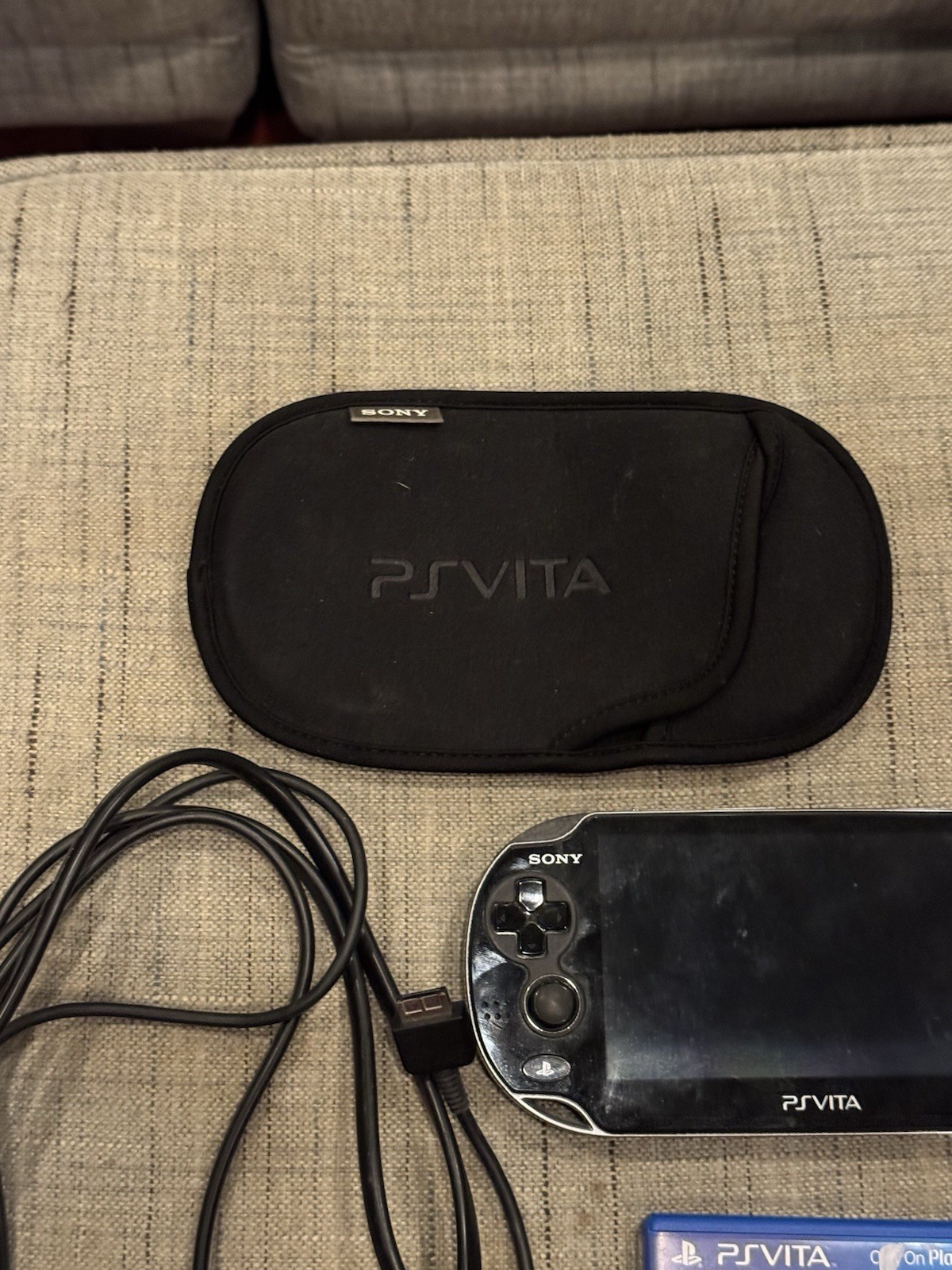 Sony Playstation PS Vita PCH-1001 Black Handheld Console System Bundle – Tested