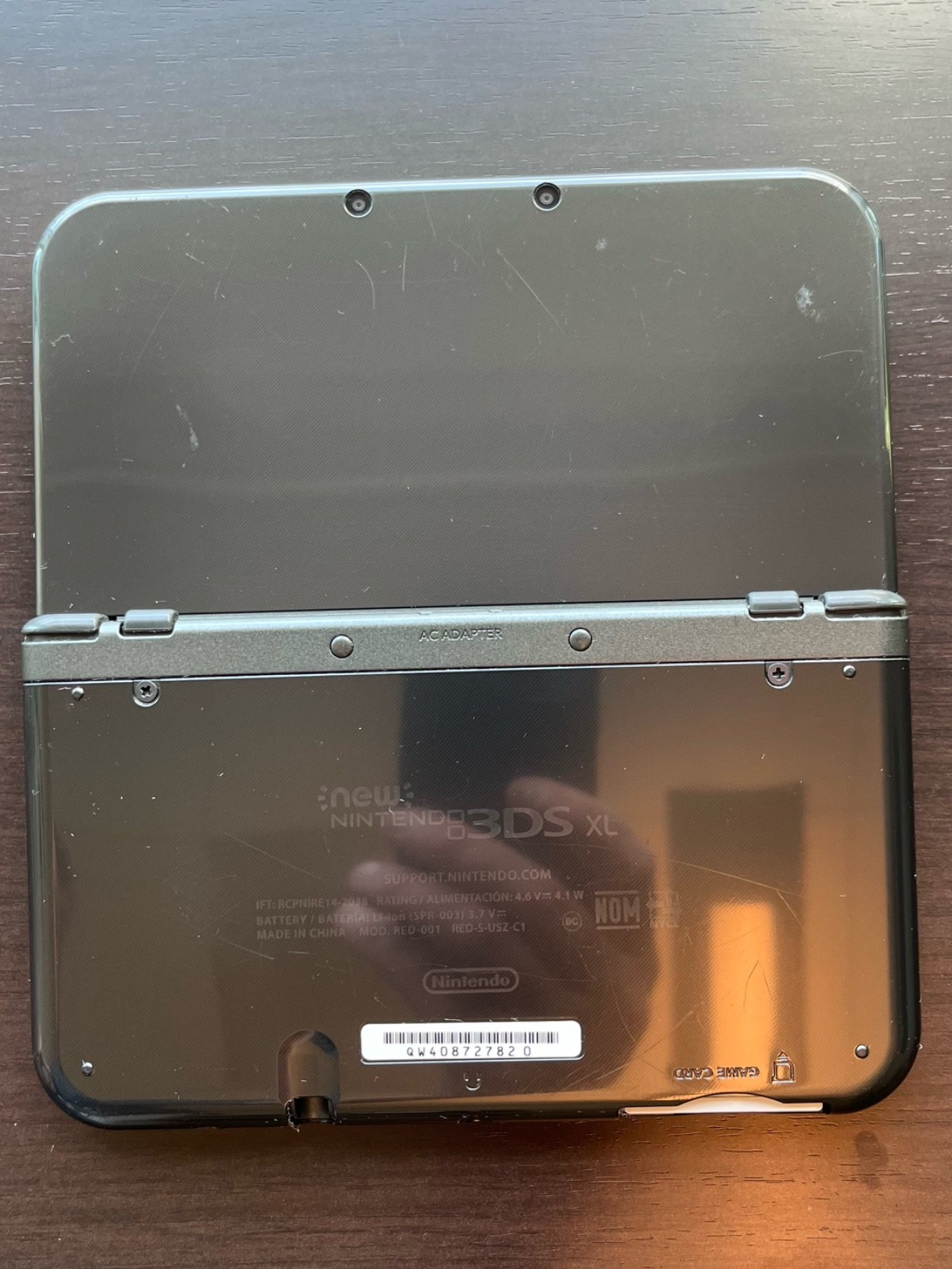 Nintendo New 3DS XL, includes Zelda Link Between Worlds, Some Flaws Scratches