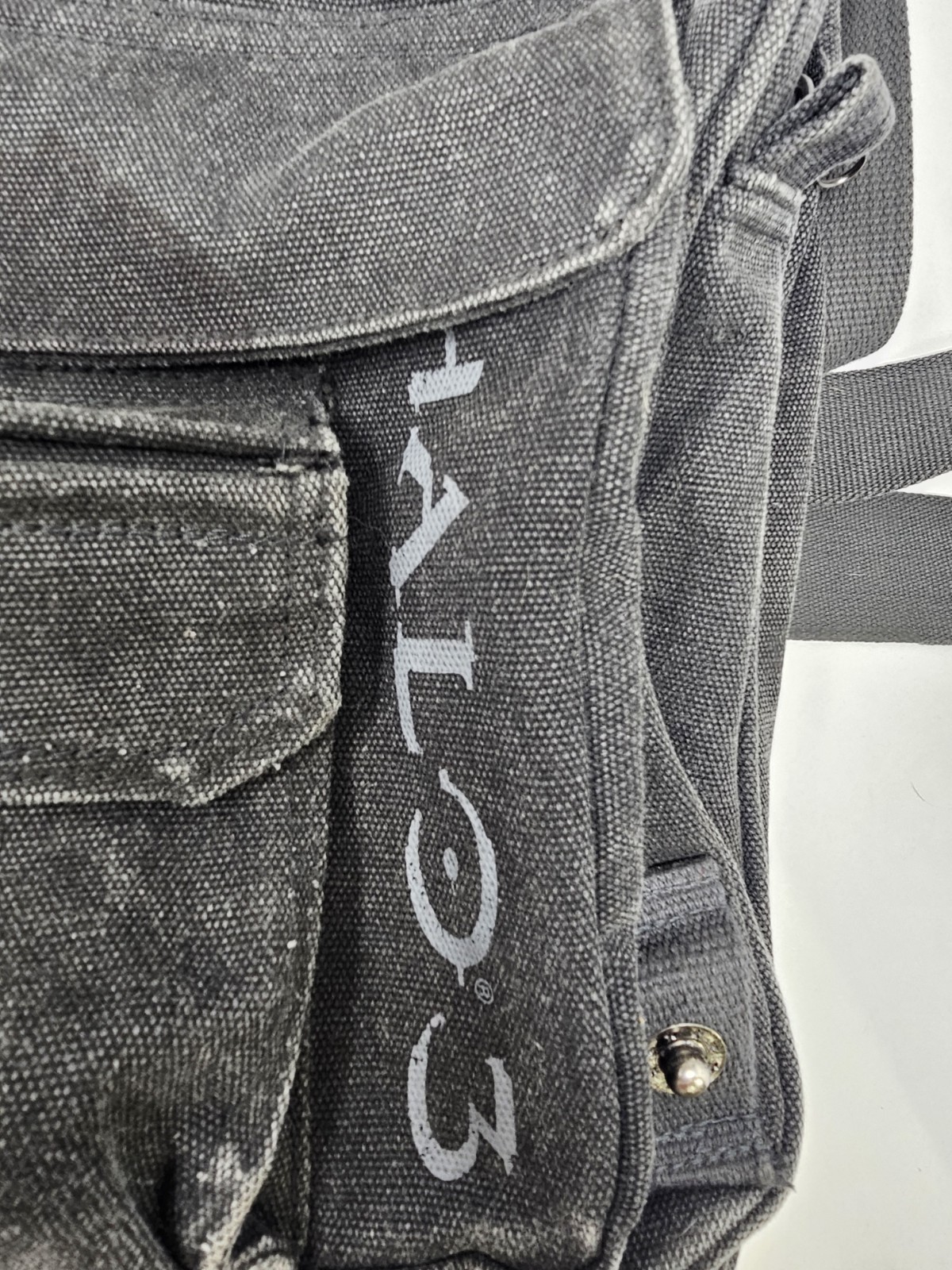 RARE 2007 UNSC Microsoft Halo 3 XBOX Gray Canvas Messenger Bag Master Chief