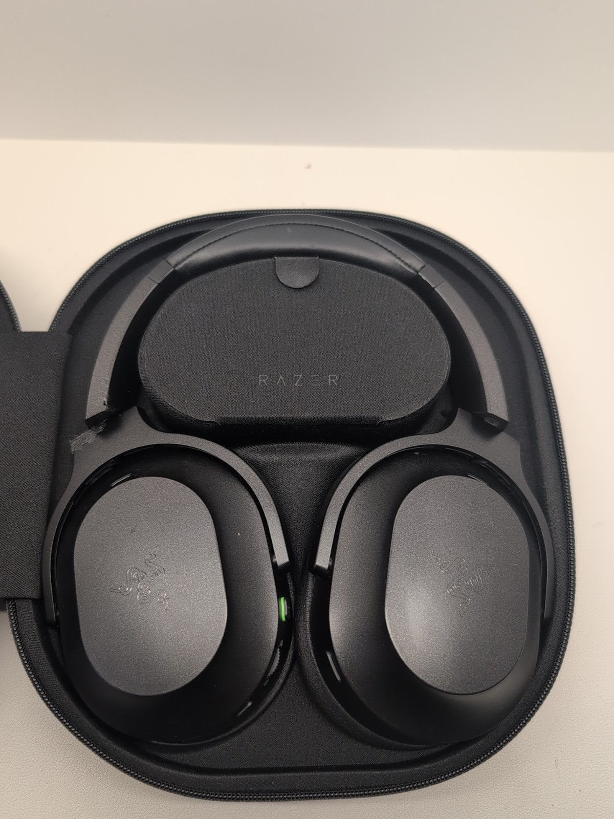 Razer Barracuda Pro Wireless Gaming Headset for PC/Console Hybrid ANC Tested #9