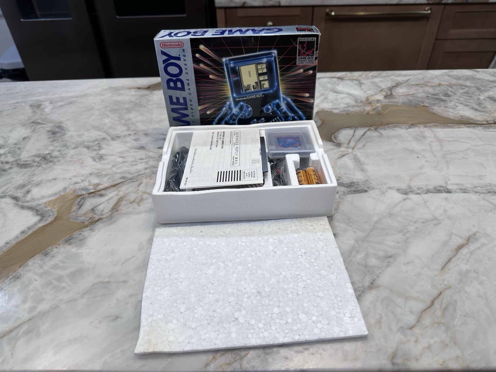 Nintendo Game Boy DMG-01 Console System Complete In Box CIB 1989