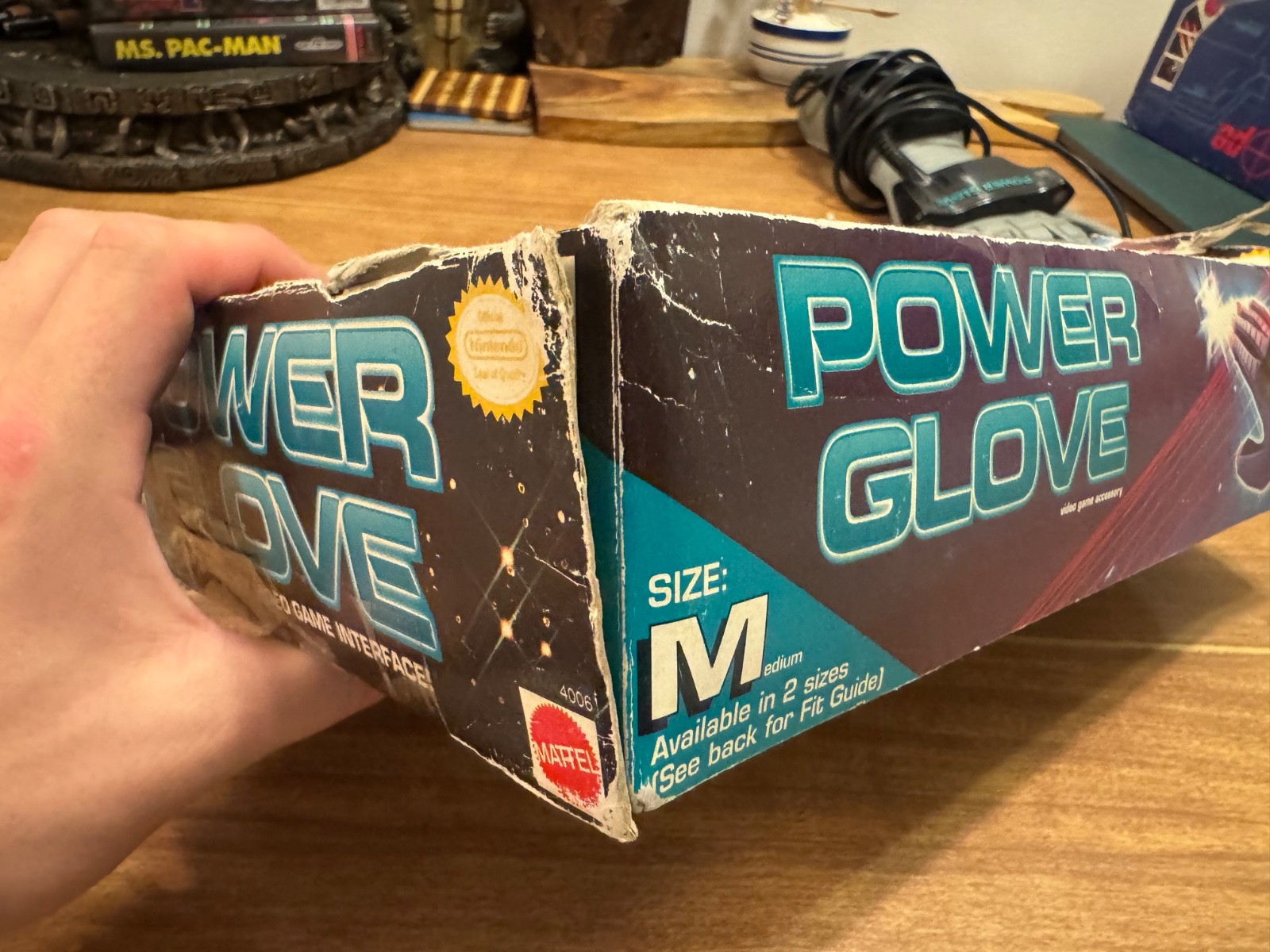 Nintendo NES Power Glove video game motion controller CIB complete w/ rough box