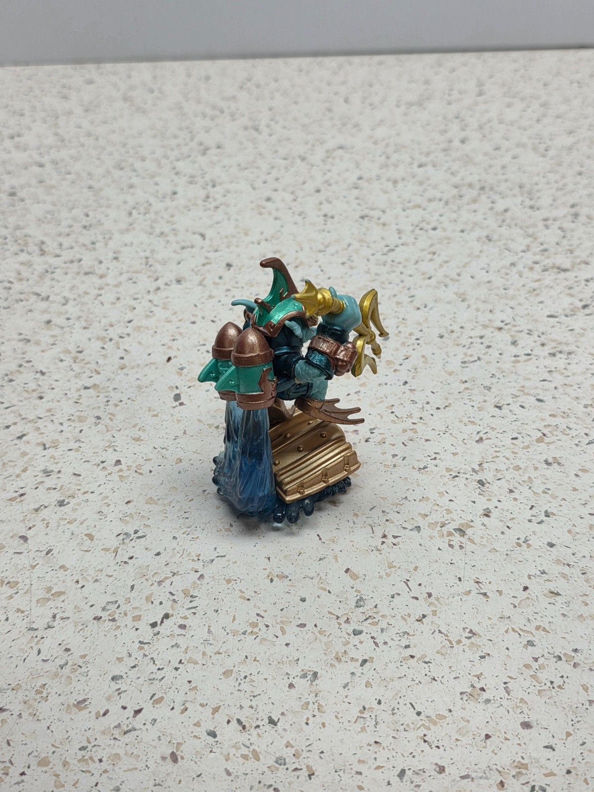 Skylanders Superchargers Deep Dive Gill Grunt Character Figure Video Game Toy