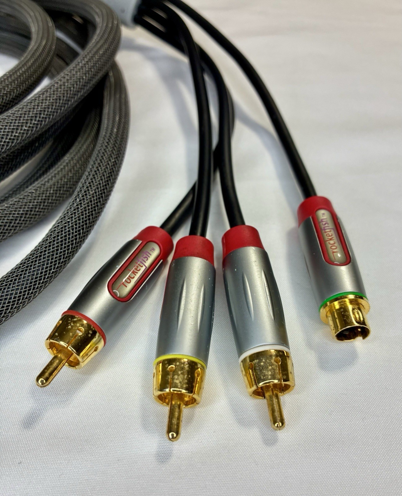 Rocketfish Component AV Cable RCA Audio/Video Proprietary Game Console Connector