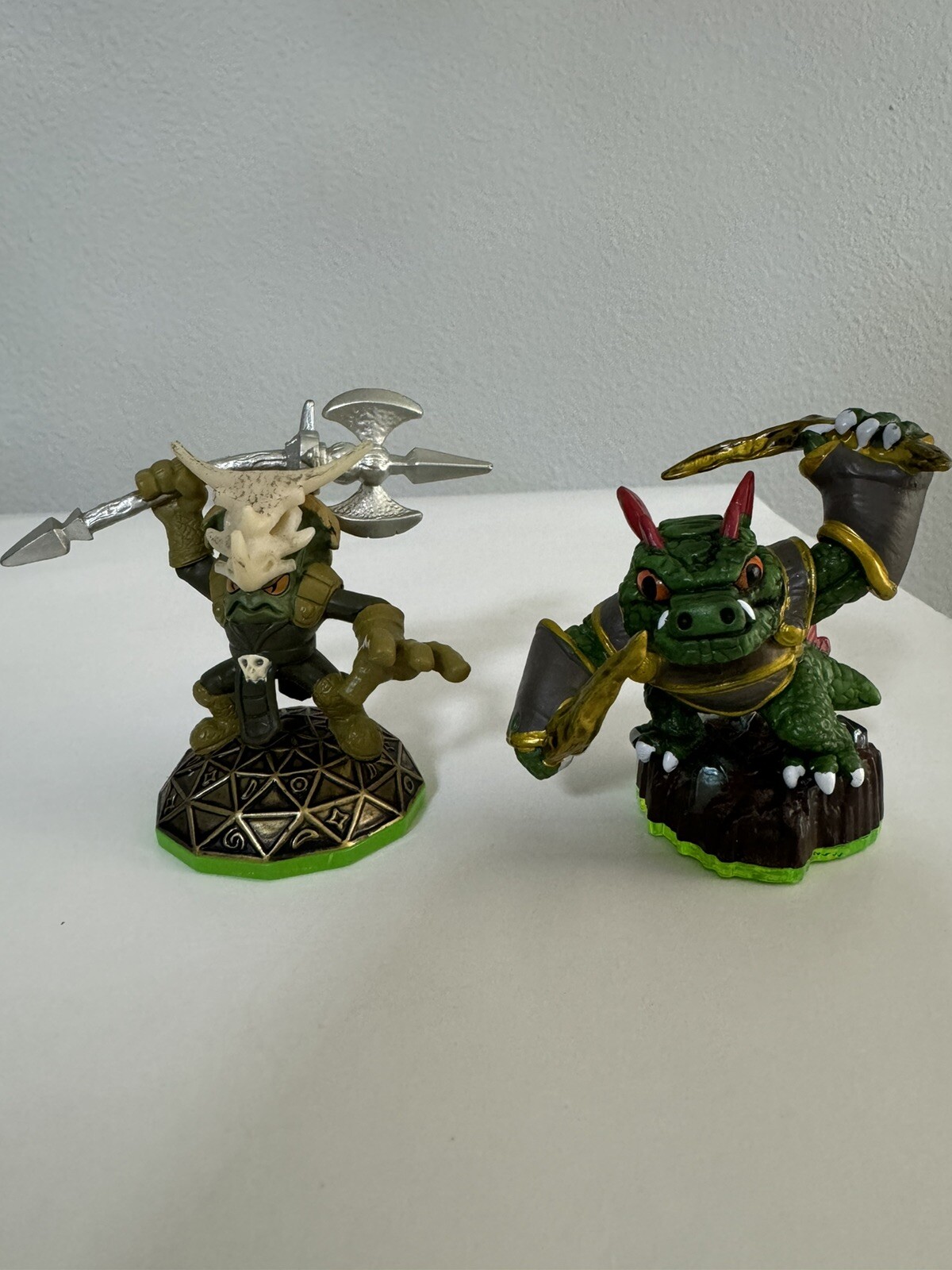 Activision Lot of 9 Green Base Skylander Figures 2011 Video Game Toys