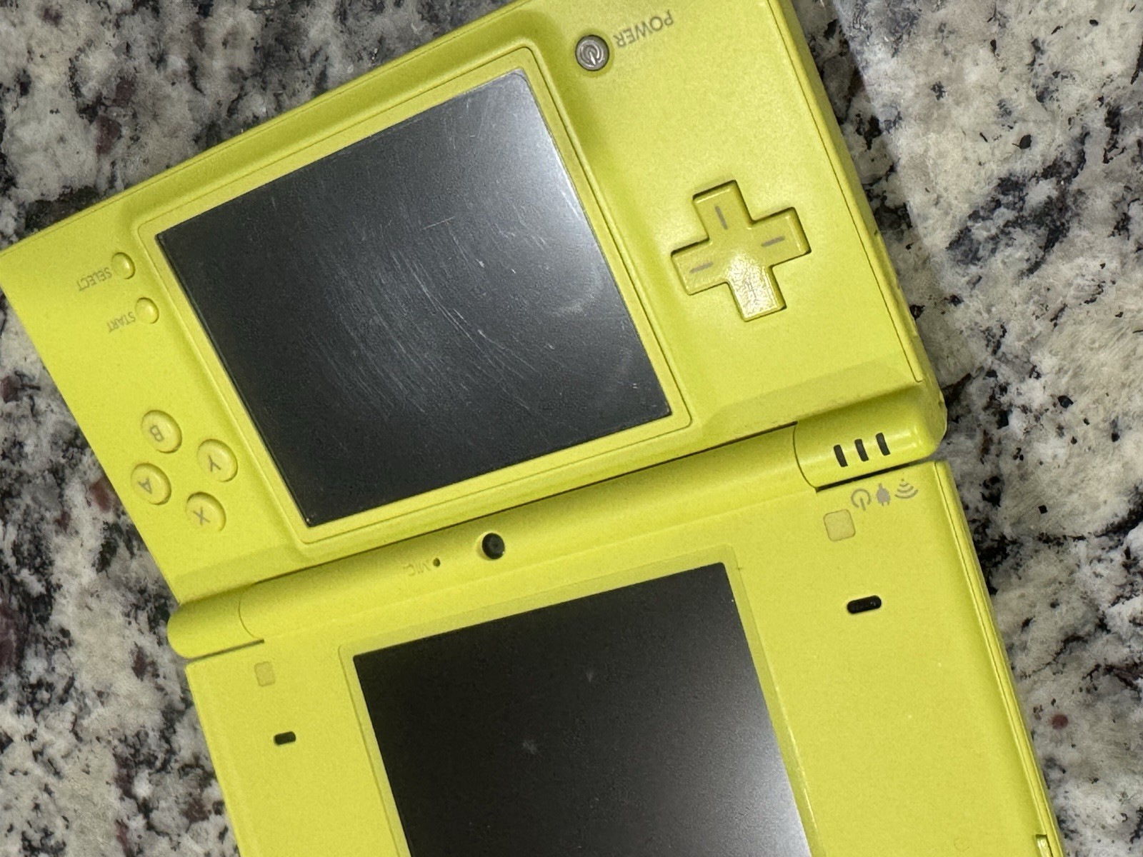Japanese Nintendo DSi Lime Green Console w Unlauch v2.0 + FREE US SHIPPING #2