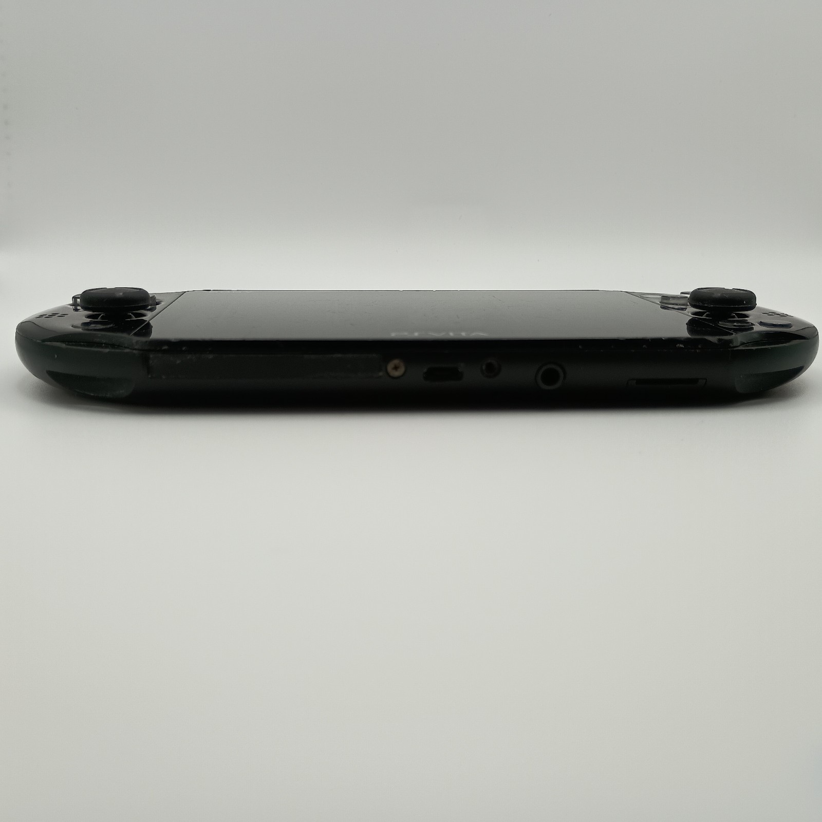 Sony PS Vita Black PCH-2000 Tested Working + Original 16GB Memory Card Minecraft