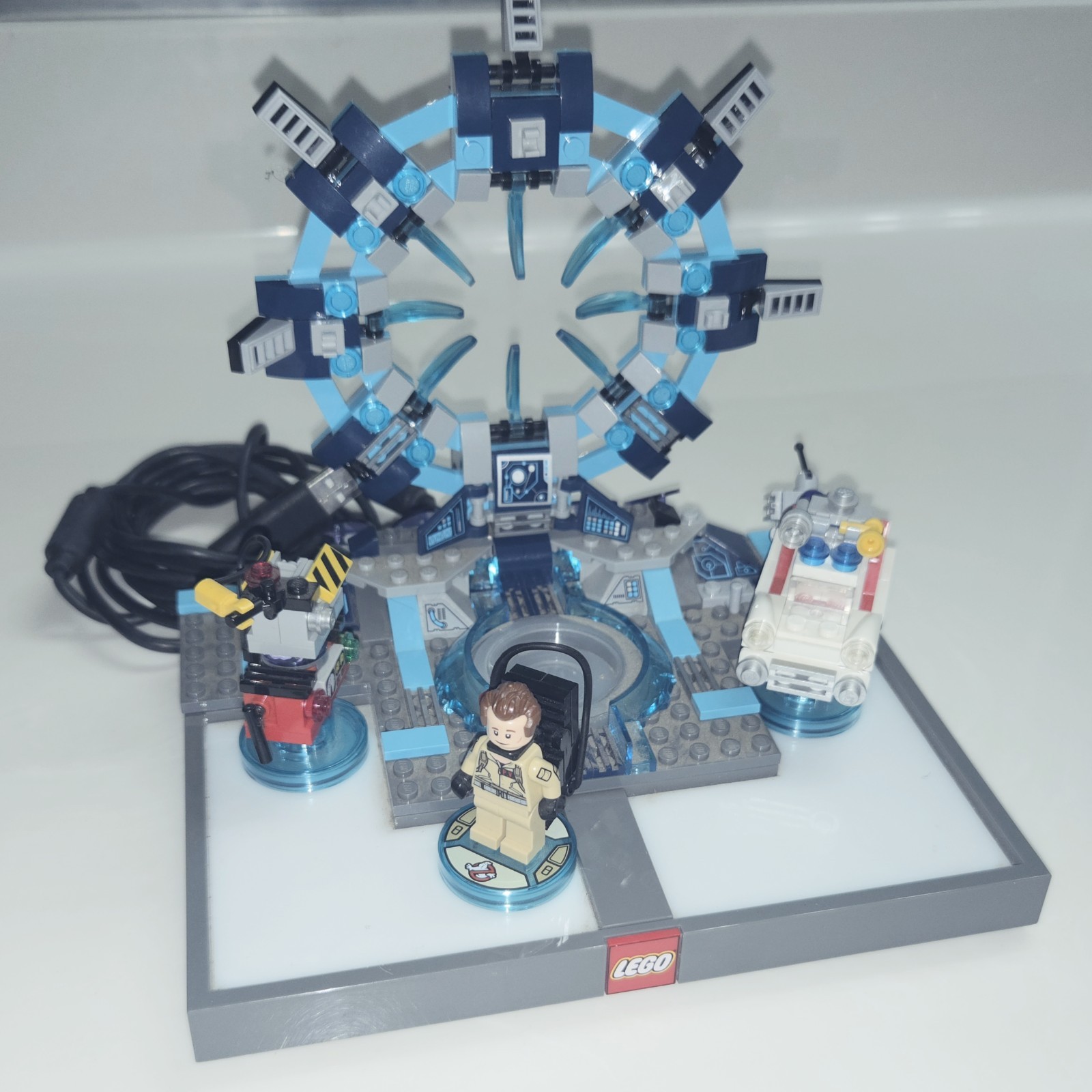 LEGO Dimensions Huge Lot Sonic Joker Harley BTTF Portal 9 Figures 11 Vehicle PS4
