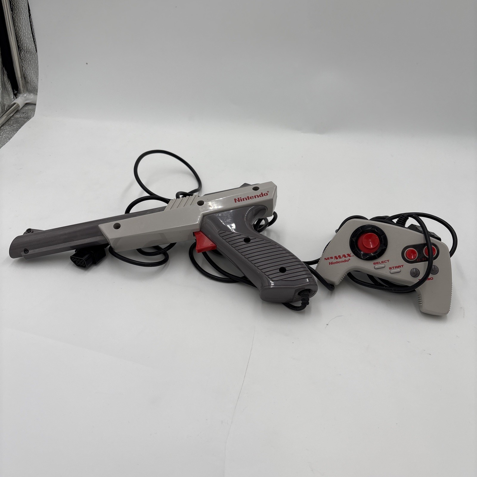 Nintendo NES Max Turbo Controller OEM And Gray Zapper LOT (UNTESTED)