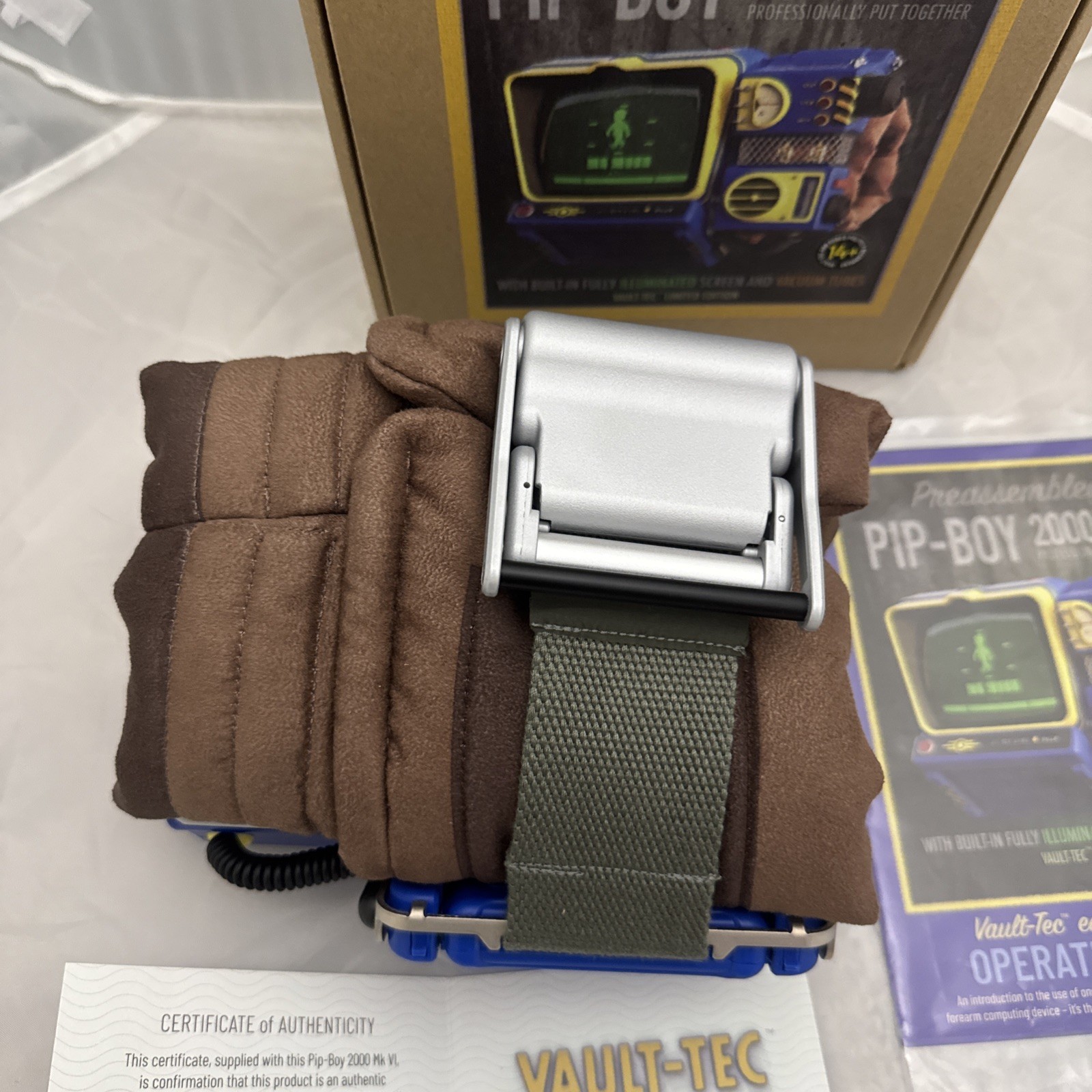 Wand Company Fallout 76 Pip-Boy 2000 Mk VI Vault Tec Limited Edition Replica