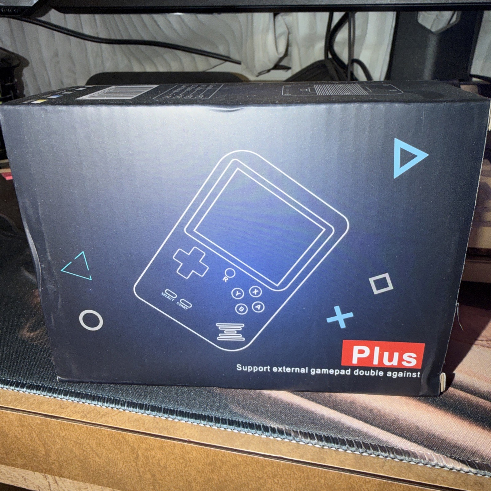 Game Box Plus 400 in 1 Handheld Gamepad