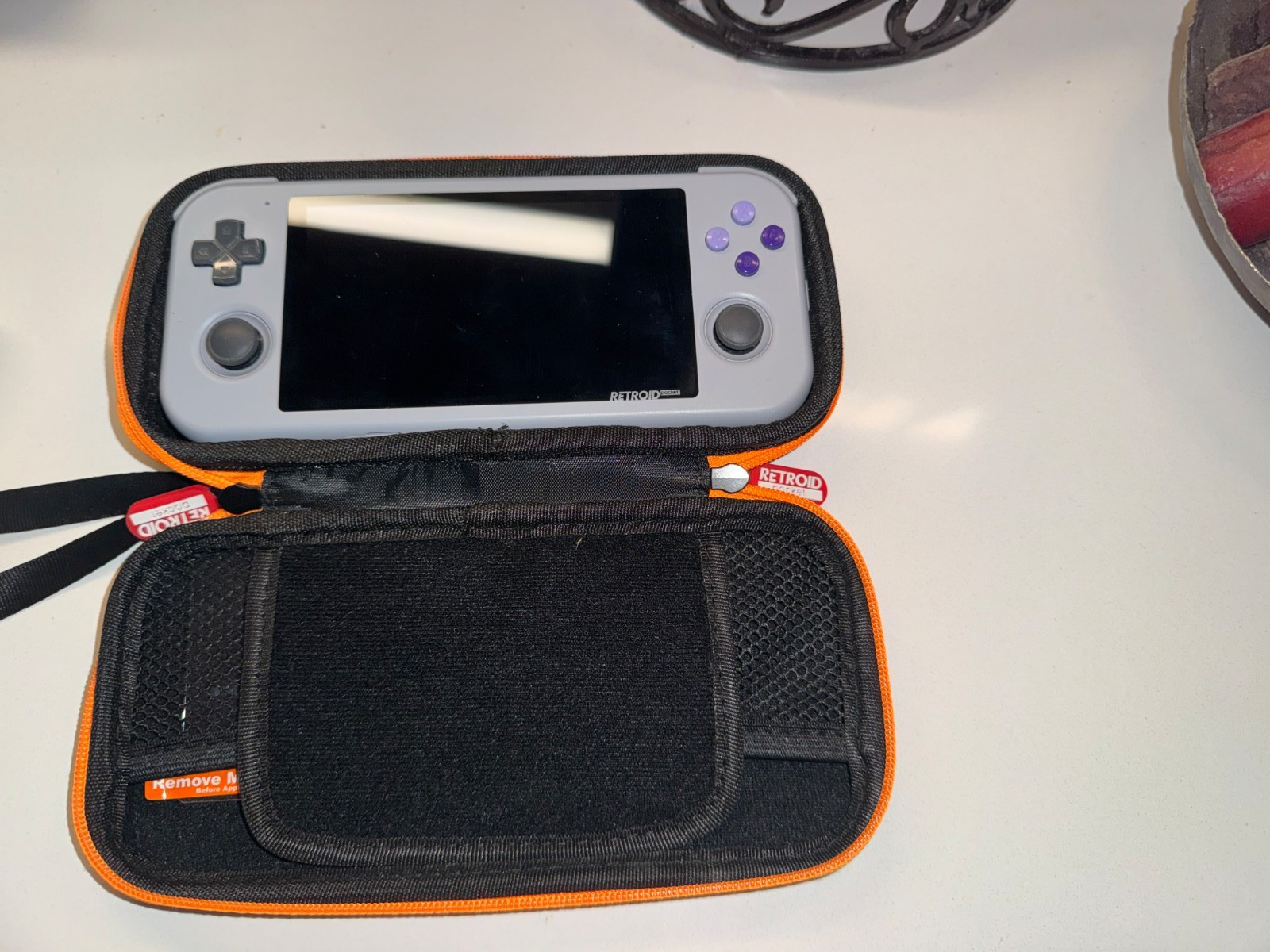 Retroid Pocket 3 plus w/ Official Grip, two different cases, extras (Very Good)