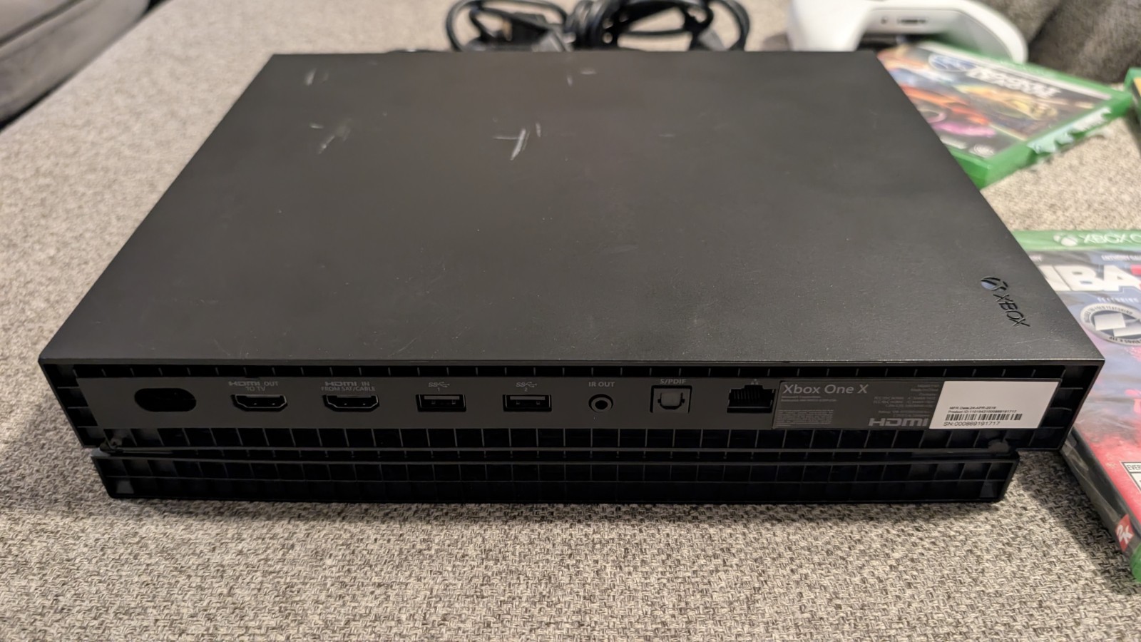 Microsoft Xbox One X 1TB Black Home Console Bundle 1 Controller 5 Games READ