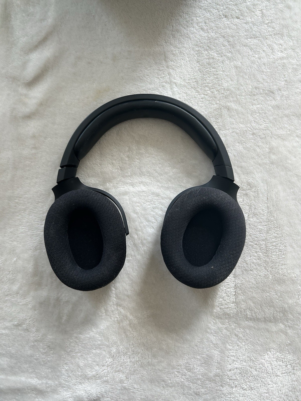 Black Razer Barracuda x Wireless Bluetooth Gaming Headset