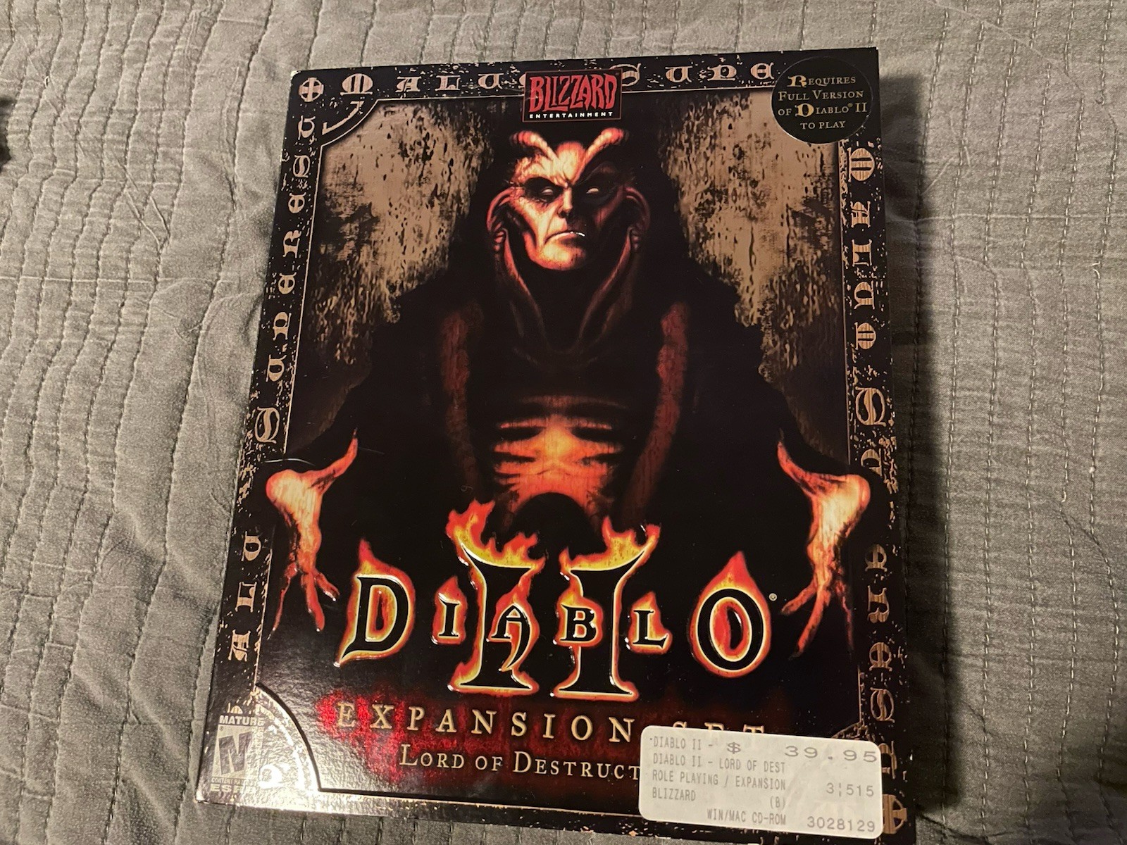 Diablo2 & Diablo2 Expansion set lord of destruction W/Manuals, Product Manuals