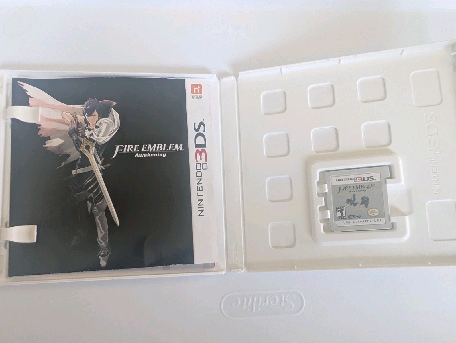 Fire Emblem Awakening (Nintendo 3DS) CIB Complete & Tested