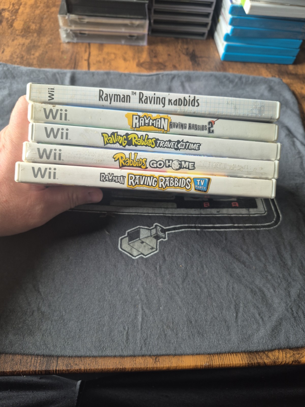 Nintendo Wii RAYMAN RAVING RABBIDS 5 Game CollectionFUN