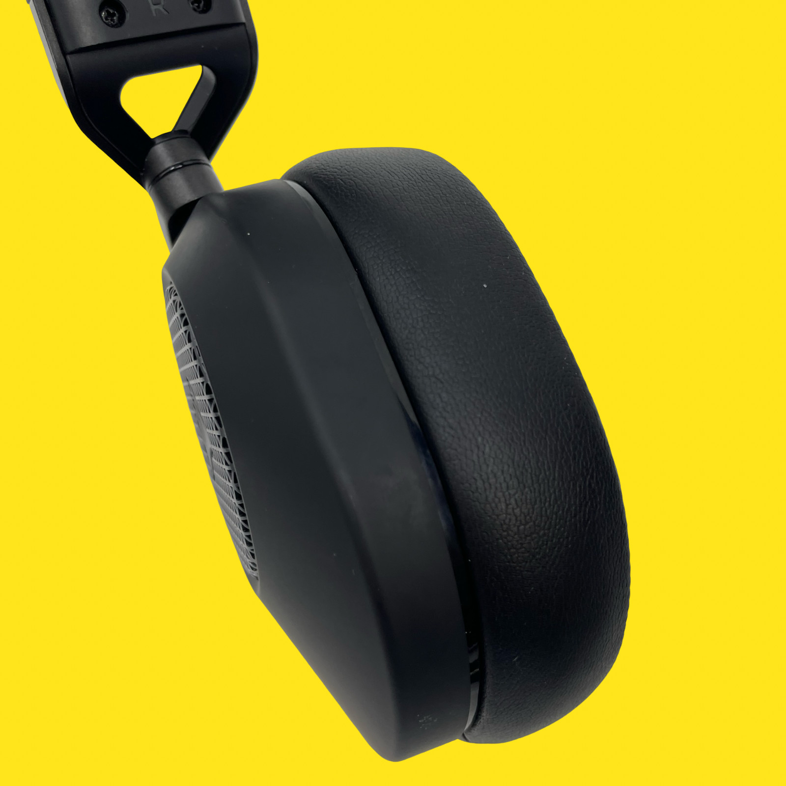 CORSAIR HS65 SURROUND Wired Gaming Headset Black #2491 z65/167 (VH)