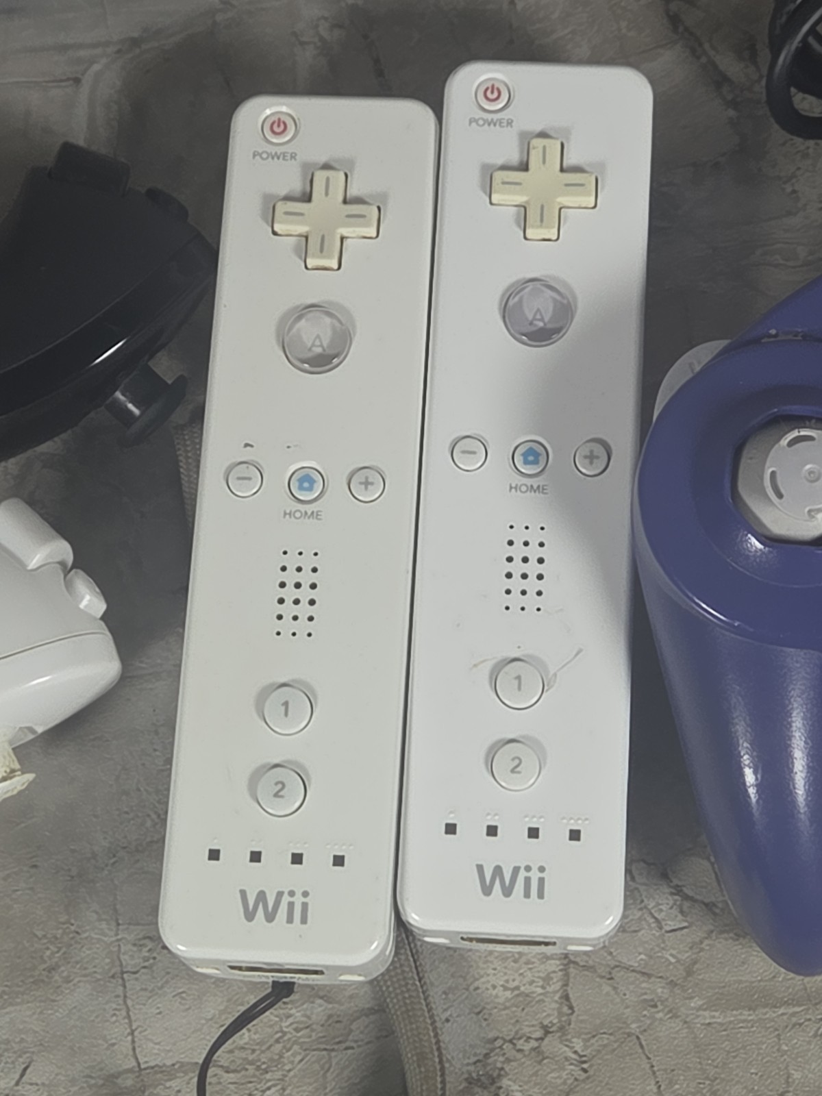Game Cube Wii Nintendo Controllers Purple White Black Lot Random (5) Not Tested
