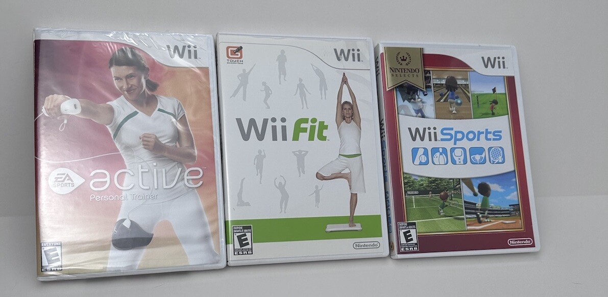 Black Nintendo Wii Console Bundle – Wii Sports 2 Remotes – 100% Works