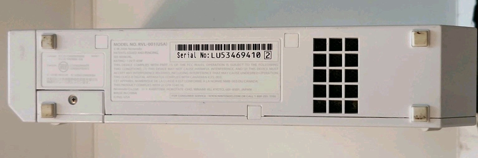 Nintendo Wii Home Console White Multiplayer USB-A HDMI Component RCA Composite