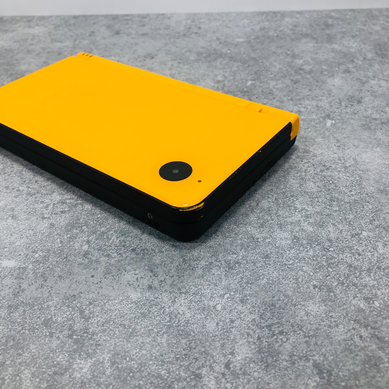 [EX+3] Nintendo DSi LL XL Console Yellow UTL-001 Region Code NTSC-J Japan 07-22