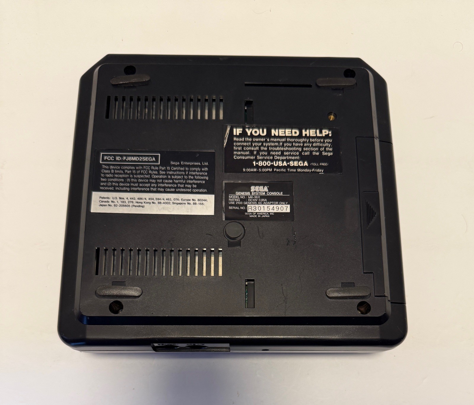 Sega Genesis System Console MK-1631 Video Game System w/ RF Connector