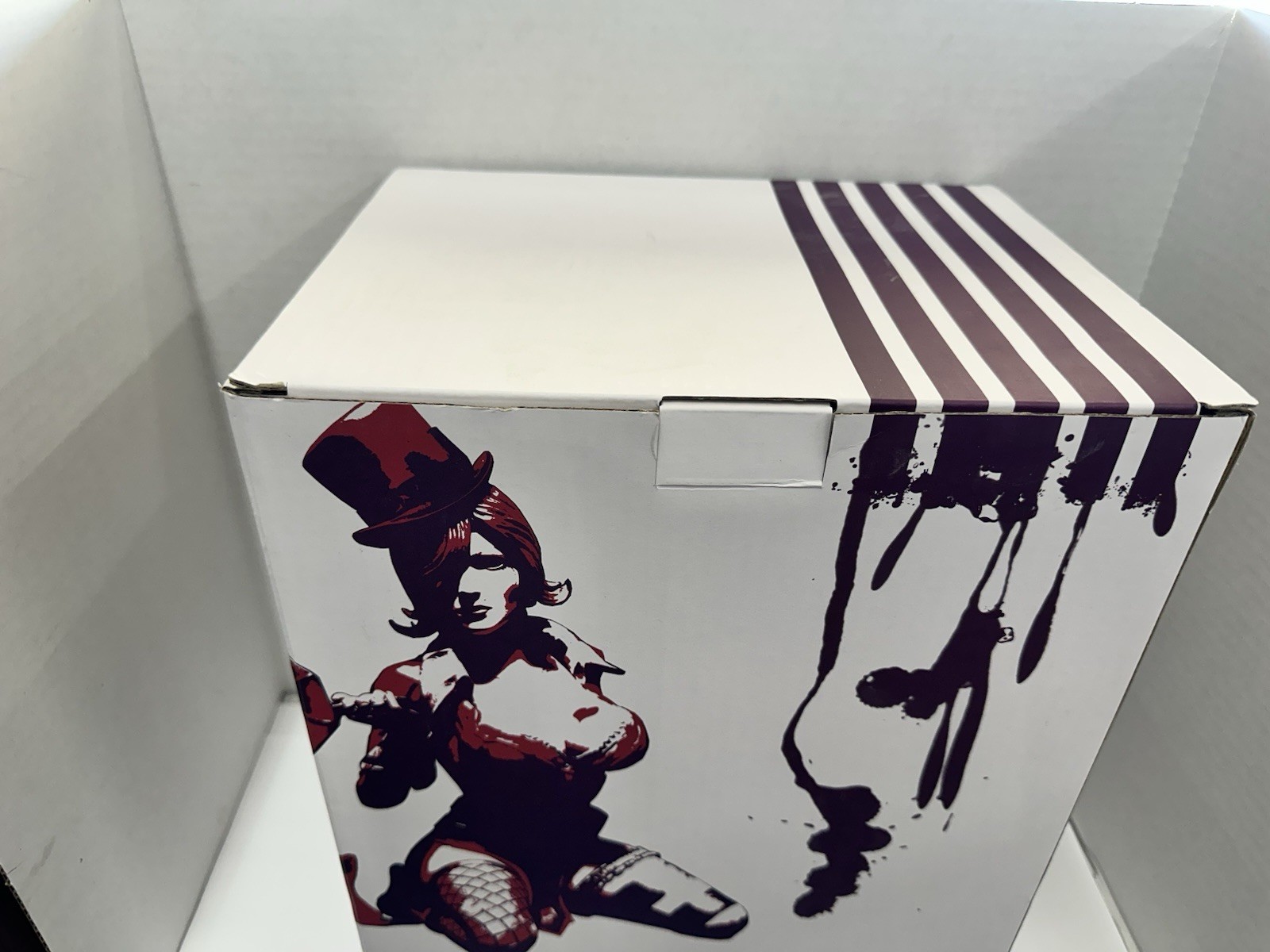 Mad Moxxi Purple Variant Borderlands GameStop Exclusive Statue