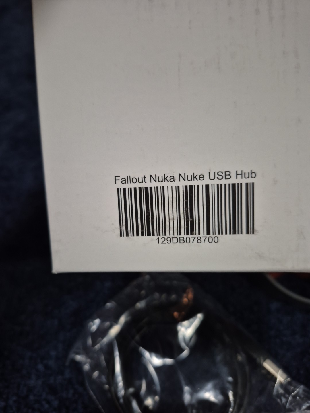 Fallout Nuka Nuke USB Charging Hub – Loot Crate Exclusive • Lights Up