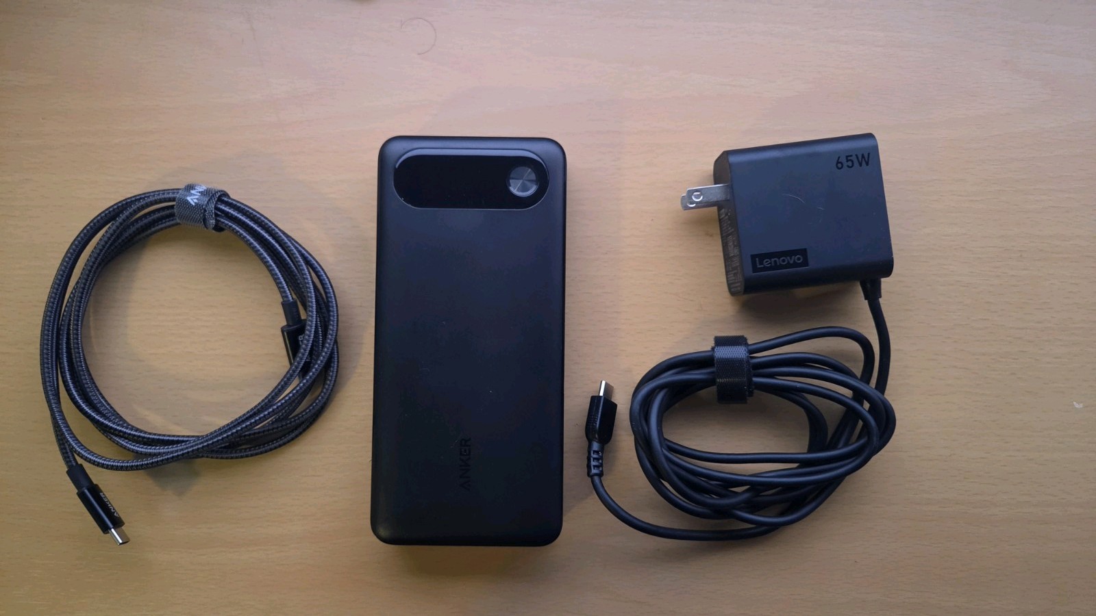 Lenovo Legion Go S SteamOS 32GB RAM, 1TB Z1 Extreme With Case And Power Bank