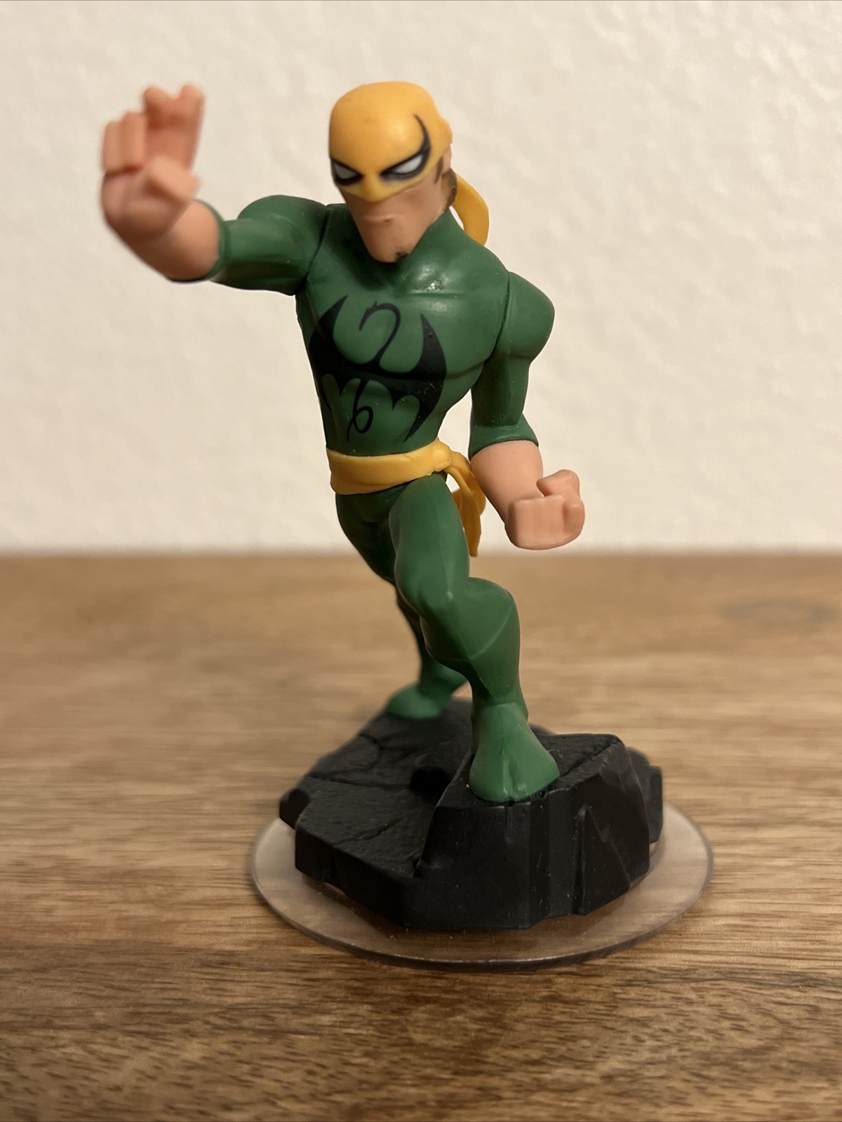 DISNEY MARVEL INFINITY 2.0 SUPER HEROES IRON FIST TOY