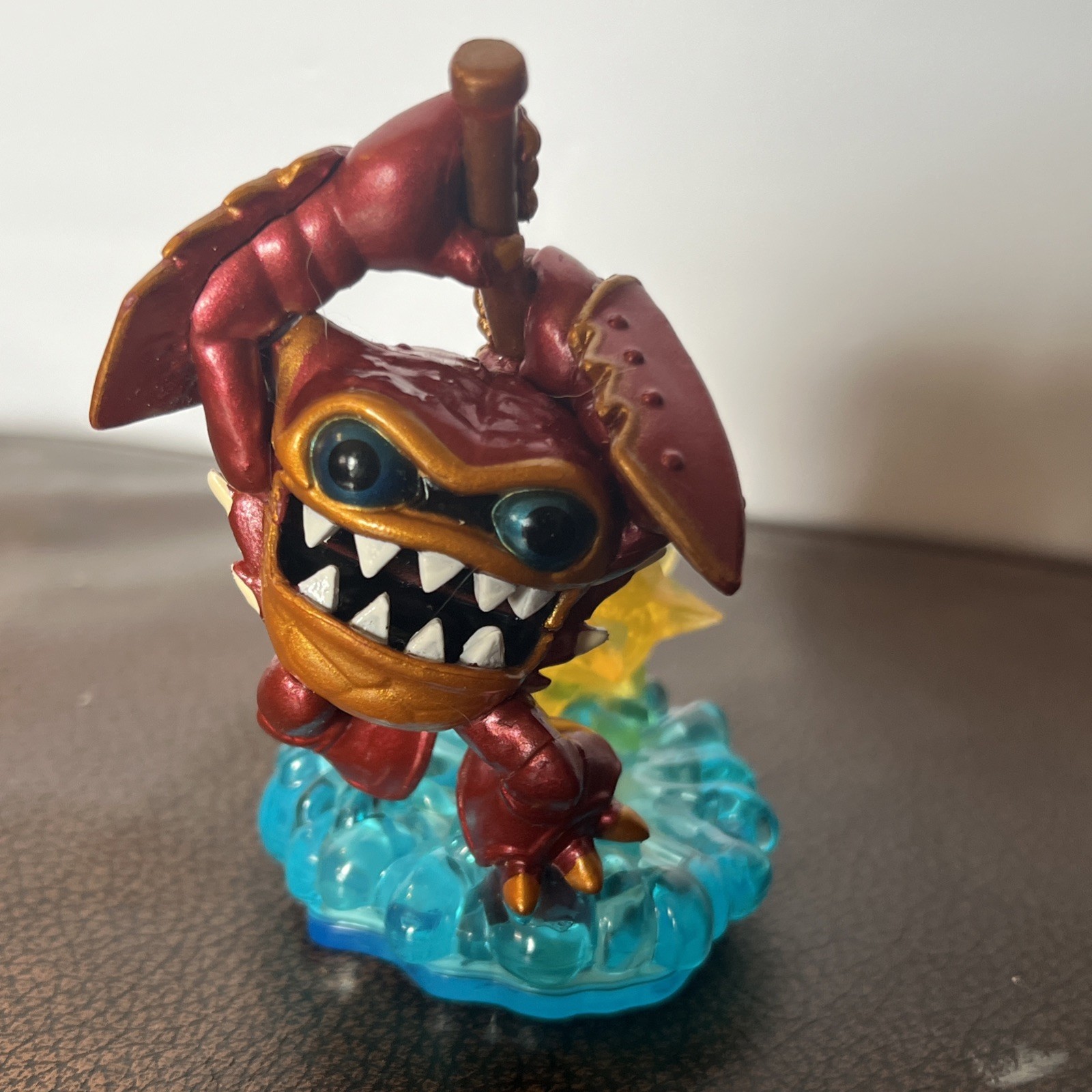 Wham Shell Lightcore S2 Water Element Skylanders