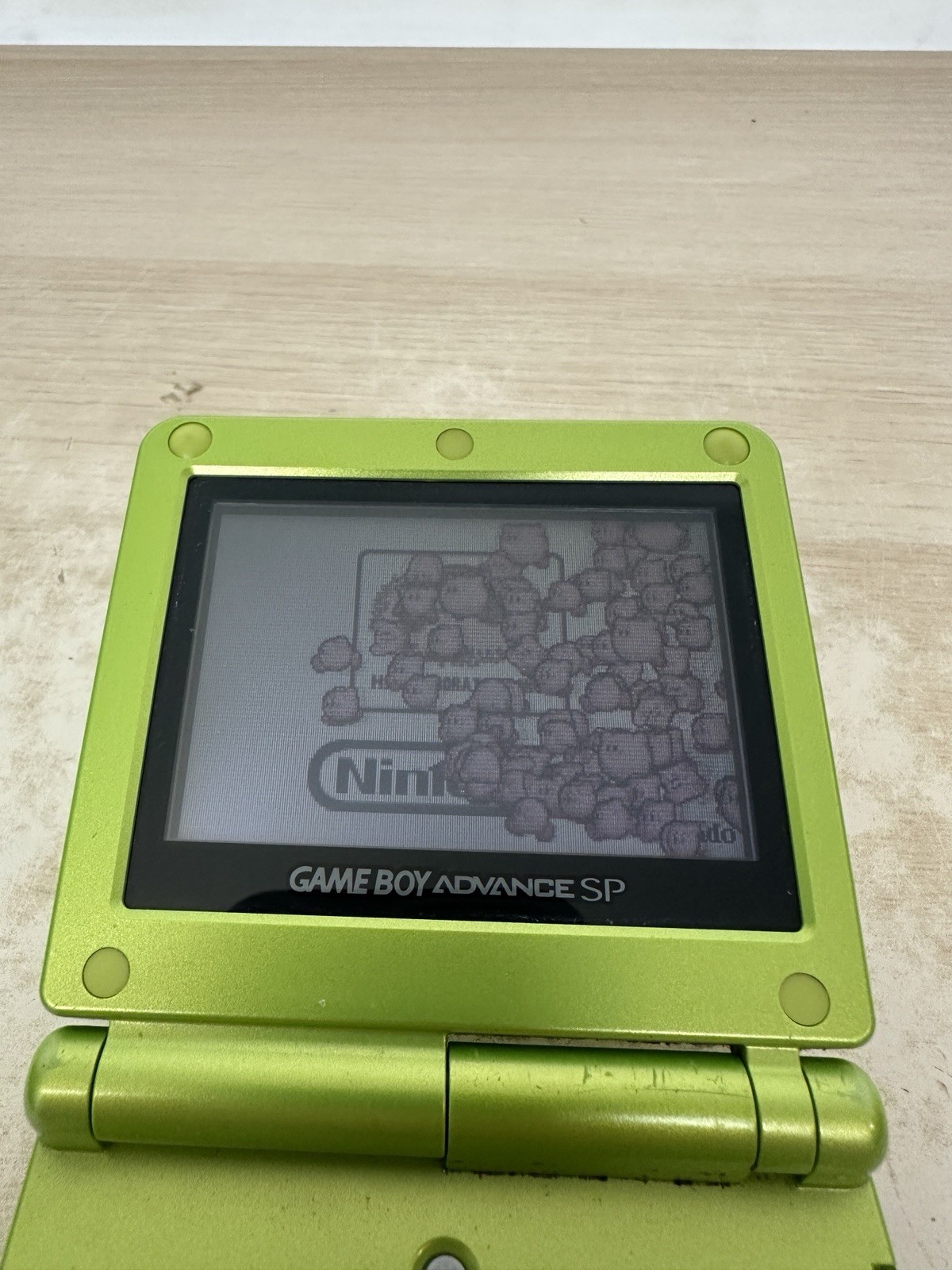 Nintendo Gameboy Advance SP Handheld System Console Lime Green (AGS-001) Tested