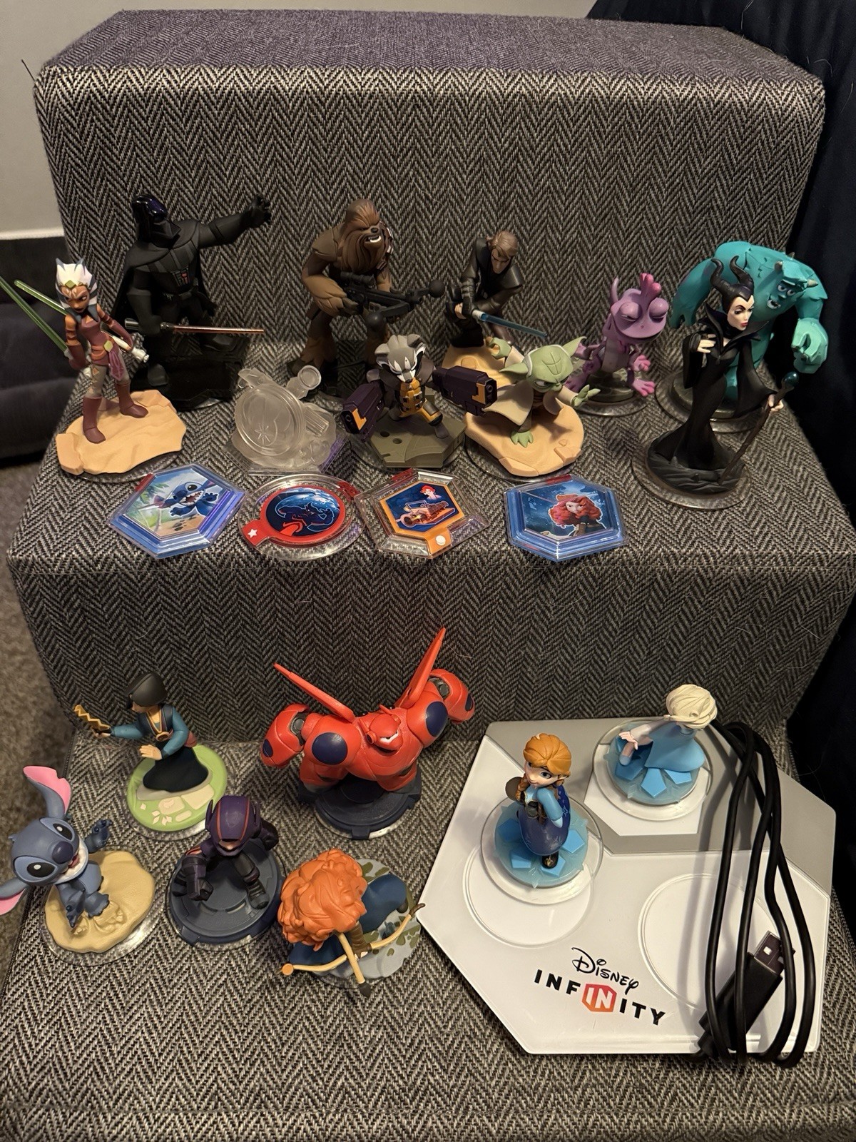 Disney Infinity Elsa, Anna, Mulan, Merida, Star Wars, Stitch, Baymax, Marvel Lot