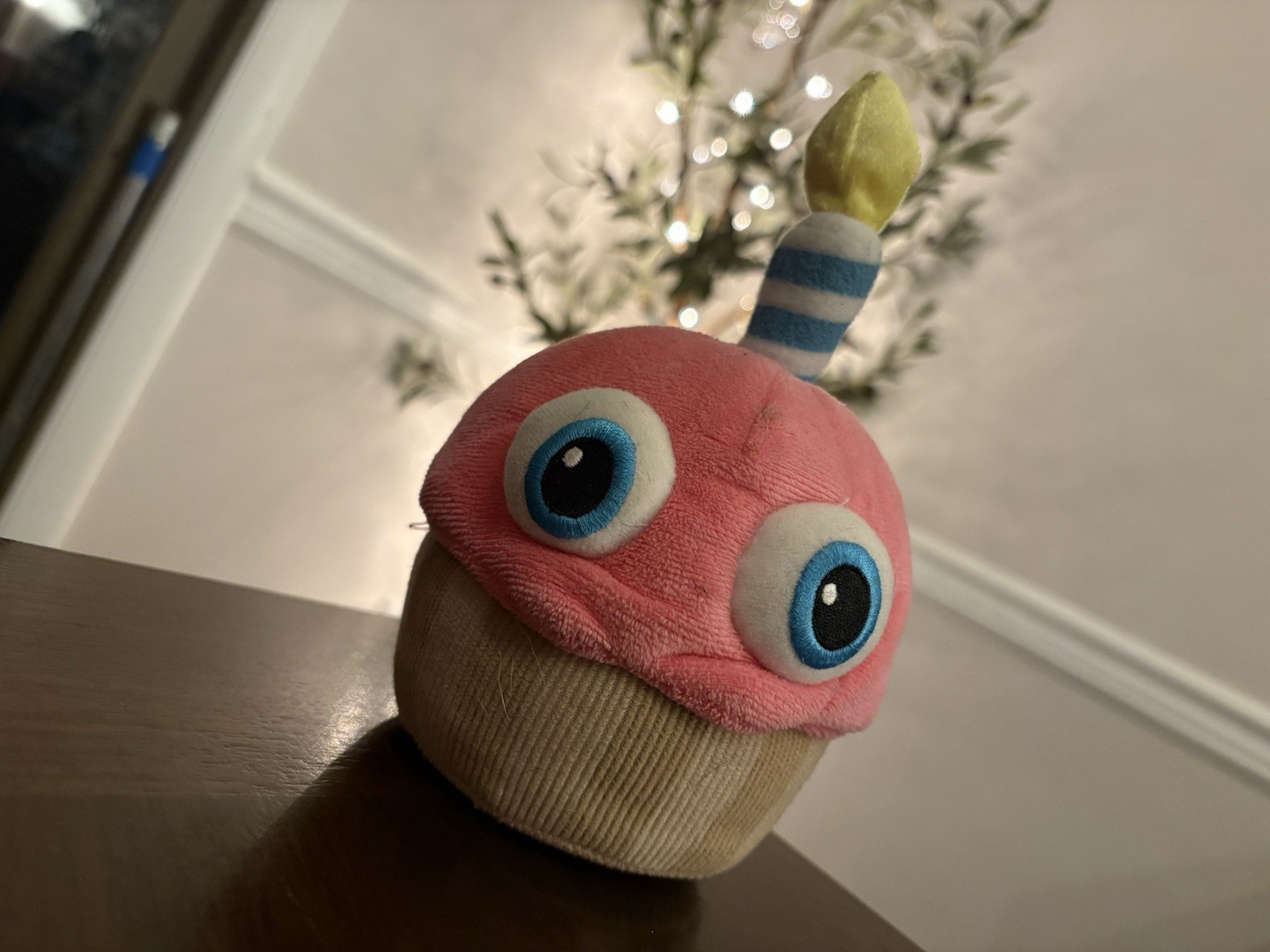Funko 2016 Five Nights at Freddys Mr Cupcake Plush FNAF