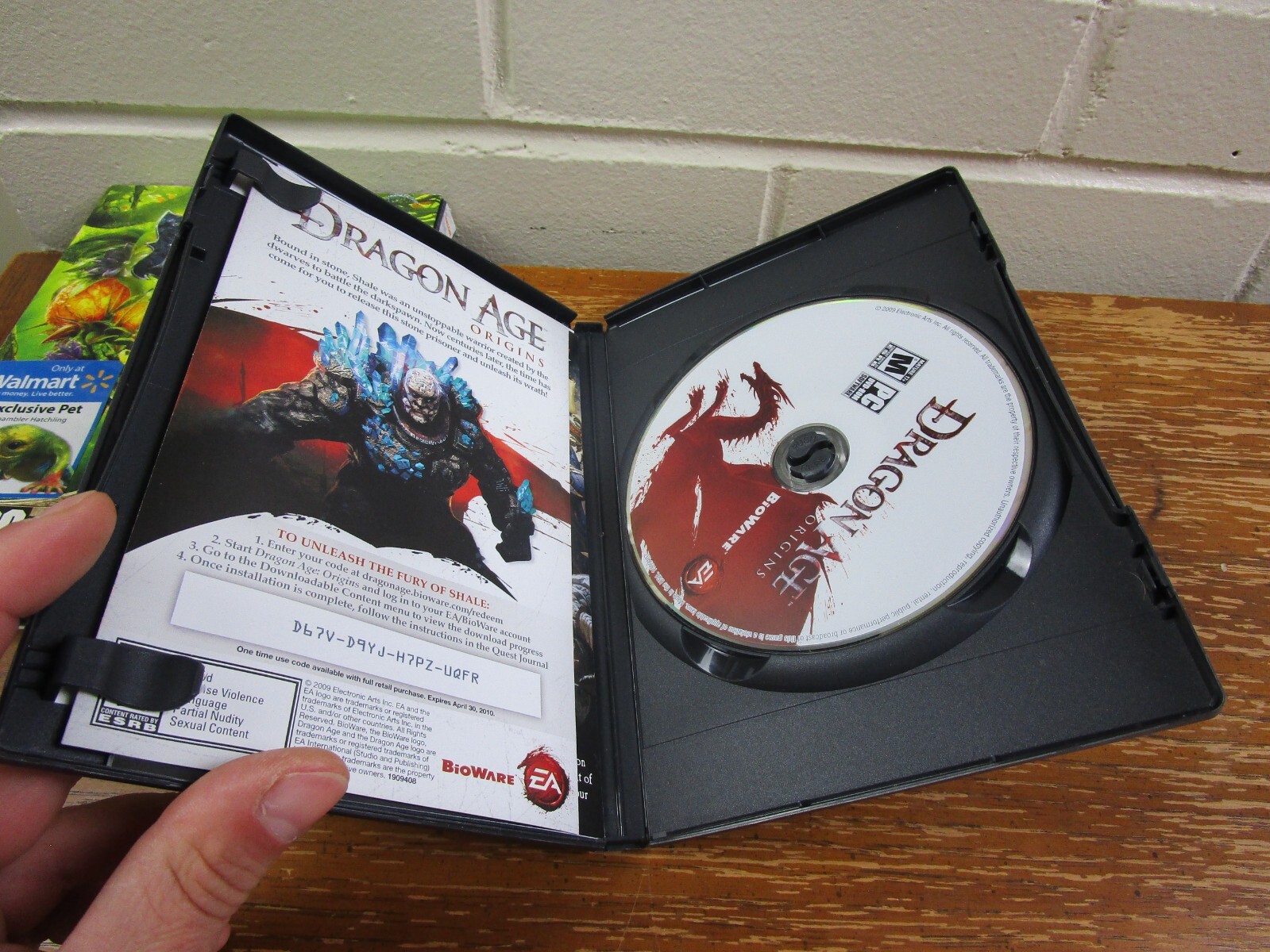 VTG CD-Rom PC Game Lot (4) : Defiance, Star Wars Old Republic, Dragon Age, RIFT