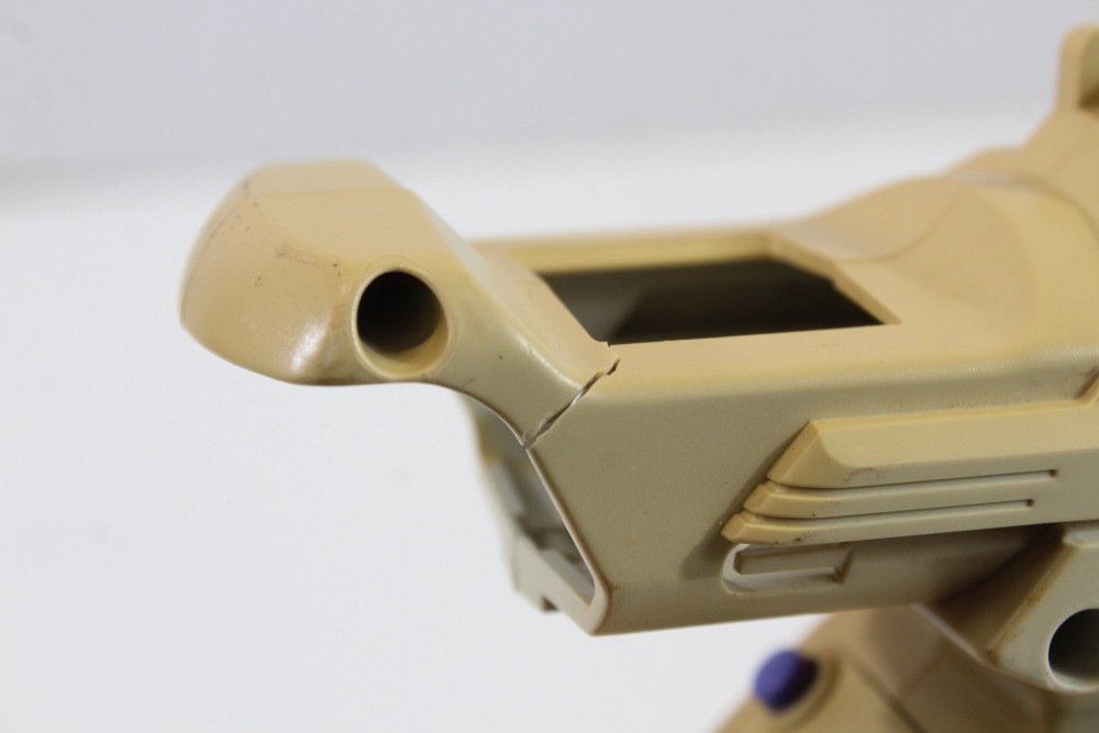 SEGA Dreamcast Light Gun Controller HKT-7800 OEM US Seller Discolor Cos.Damage