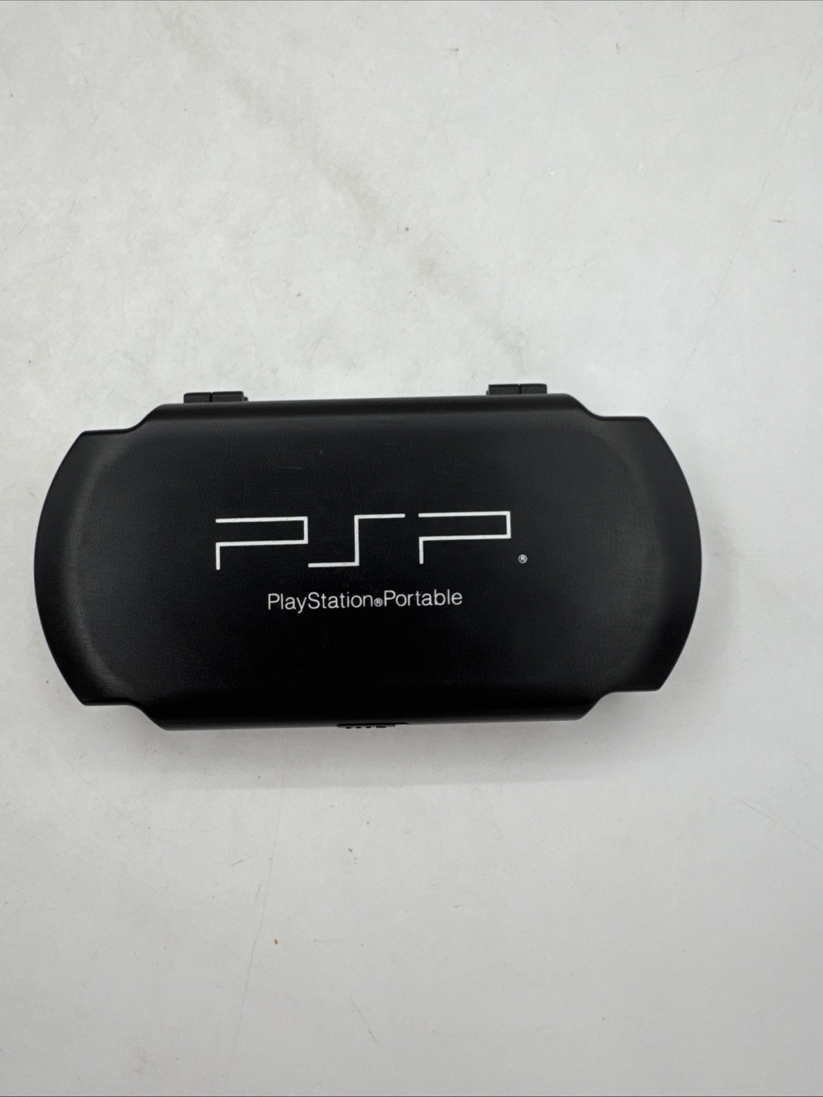 Sony PlayStation Portable PSP UMD Black Hard Game Disc Clamshell Storage Case
