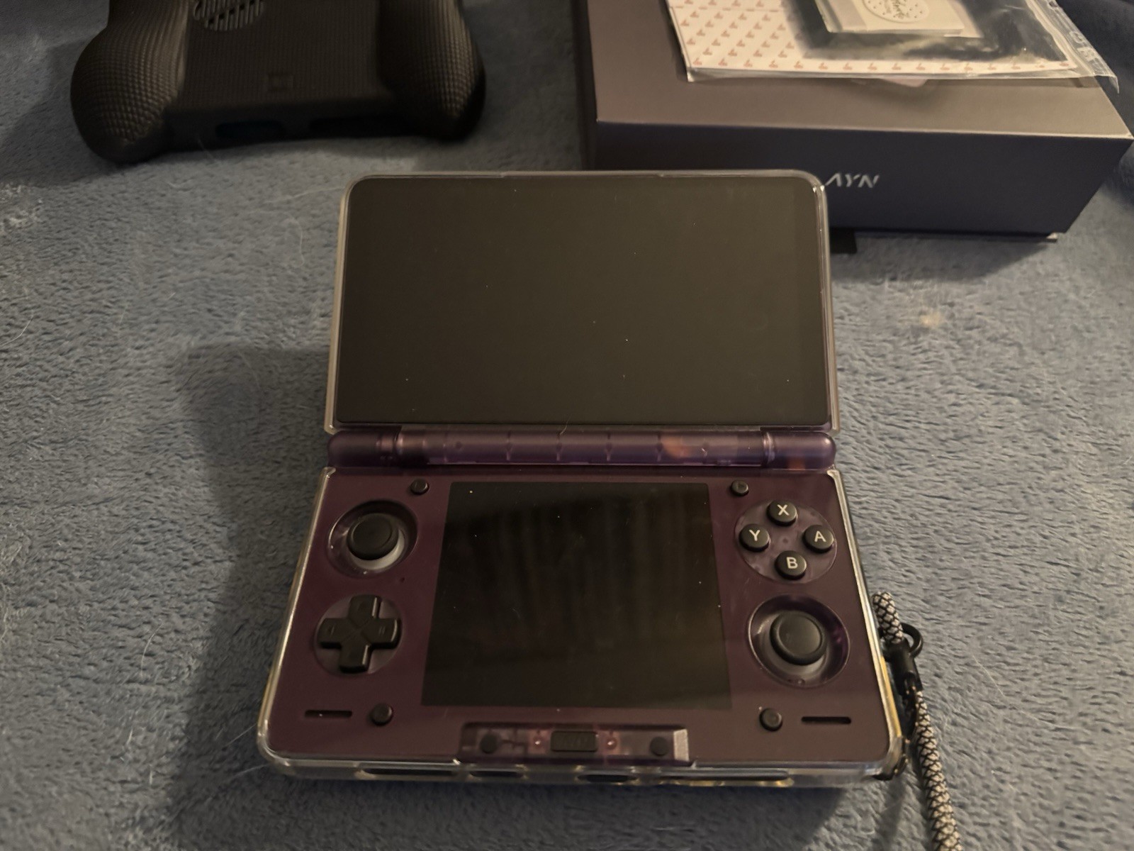 Ayn Thor Max 16GB Ram/1 TB Purple UFS 4.0 Batch 1 Used Excellent Condition