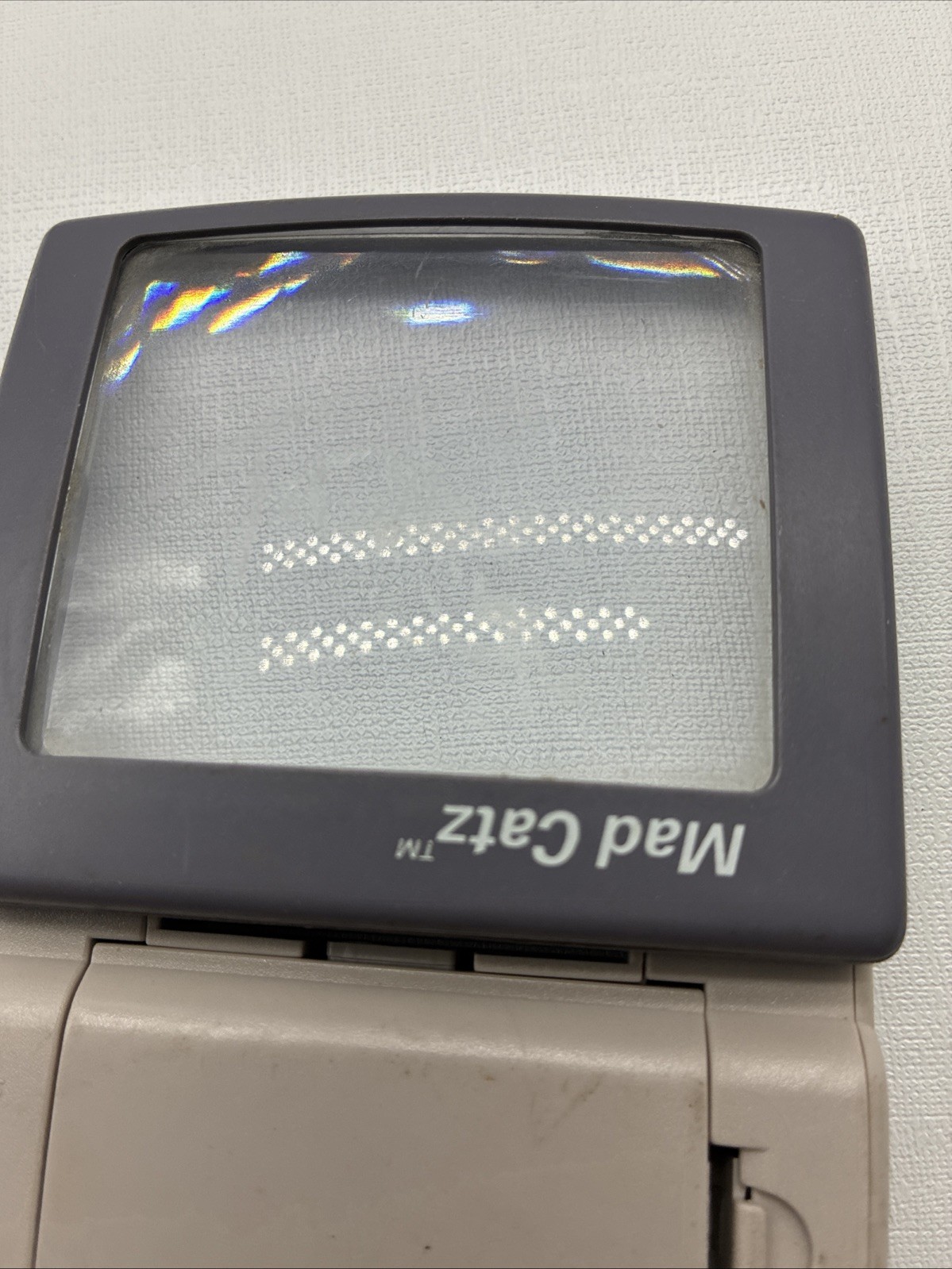 Mad Catz Nintendo Gameboy Screen Light And Magnifier Attachment 1 light out