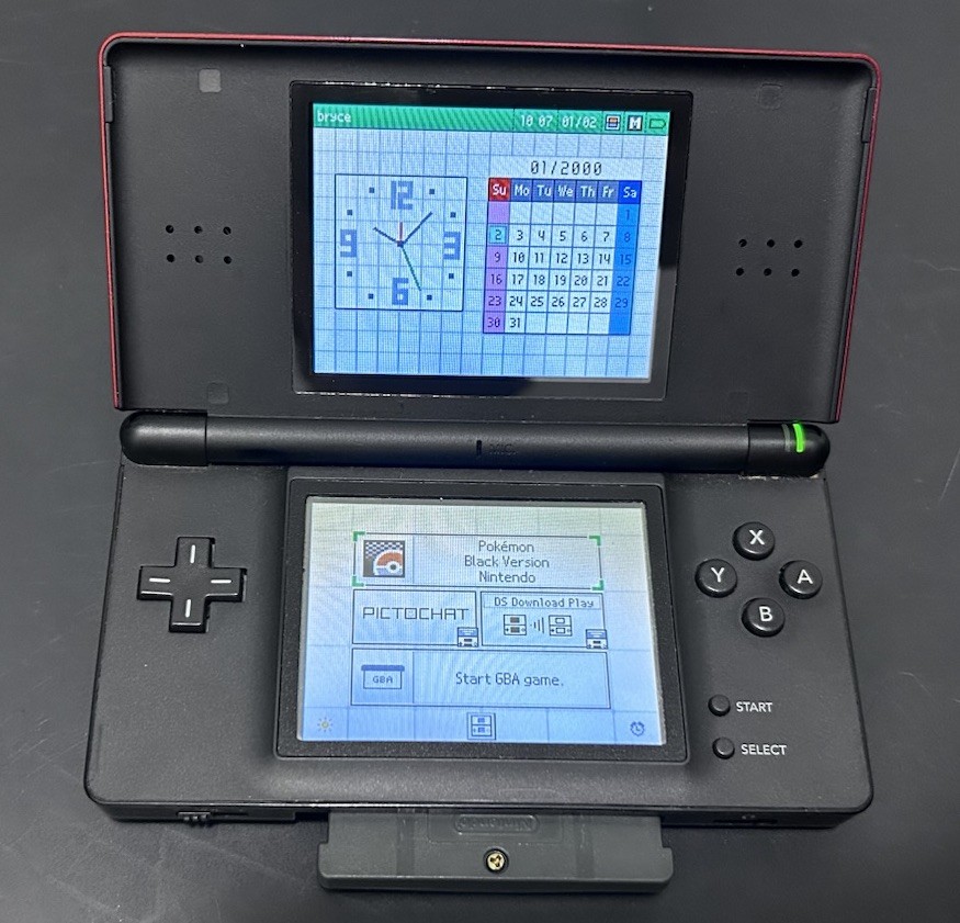 Nintendo DS Lite Crimson Handheld System – Red/Black