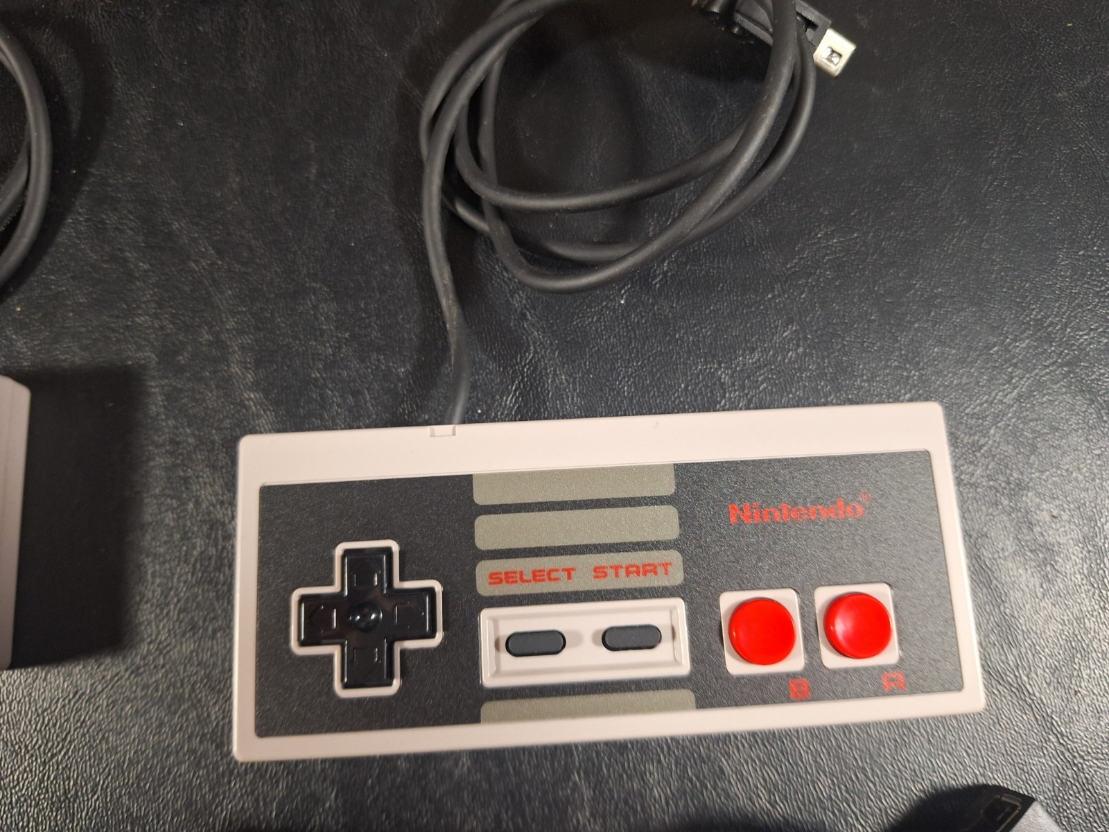Nintendo NES Classic Edition CLV-001 Console w/2 Controllers & Extenders