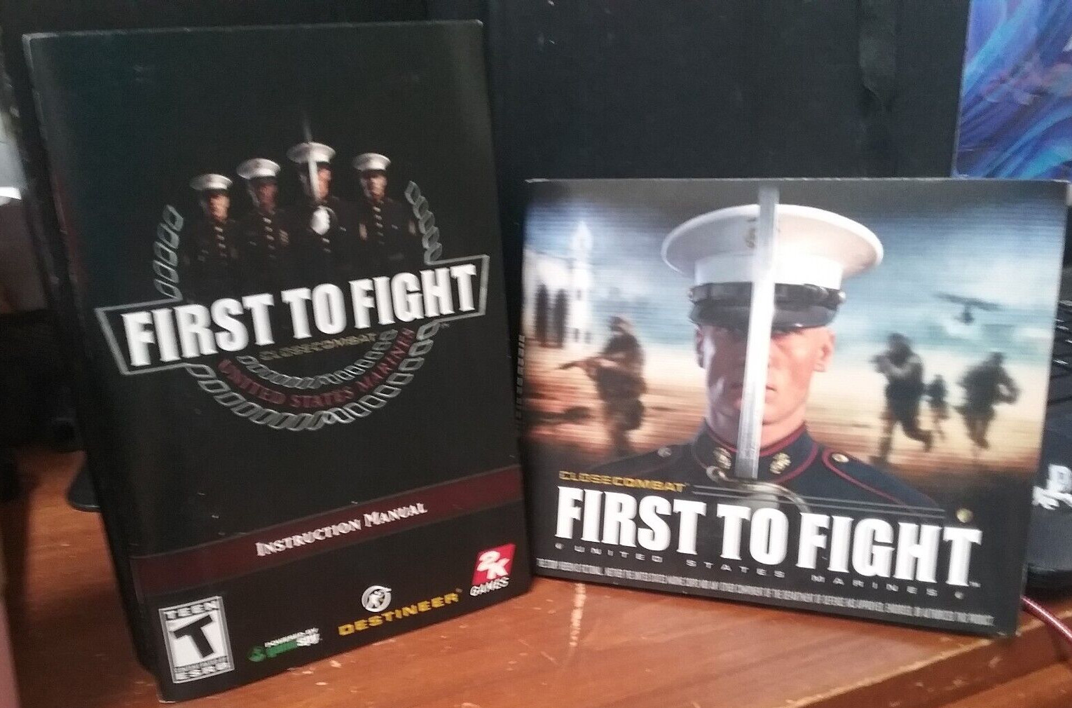 CLOSE COMBAT FIRST FLIGHT UNITED STATES MARINE (PC, 2005, 3-DISC SET)