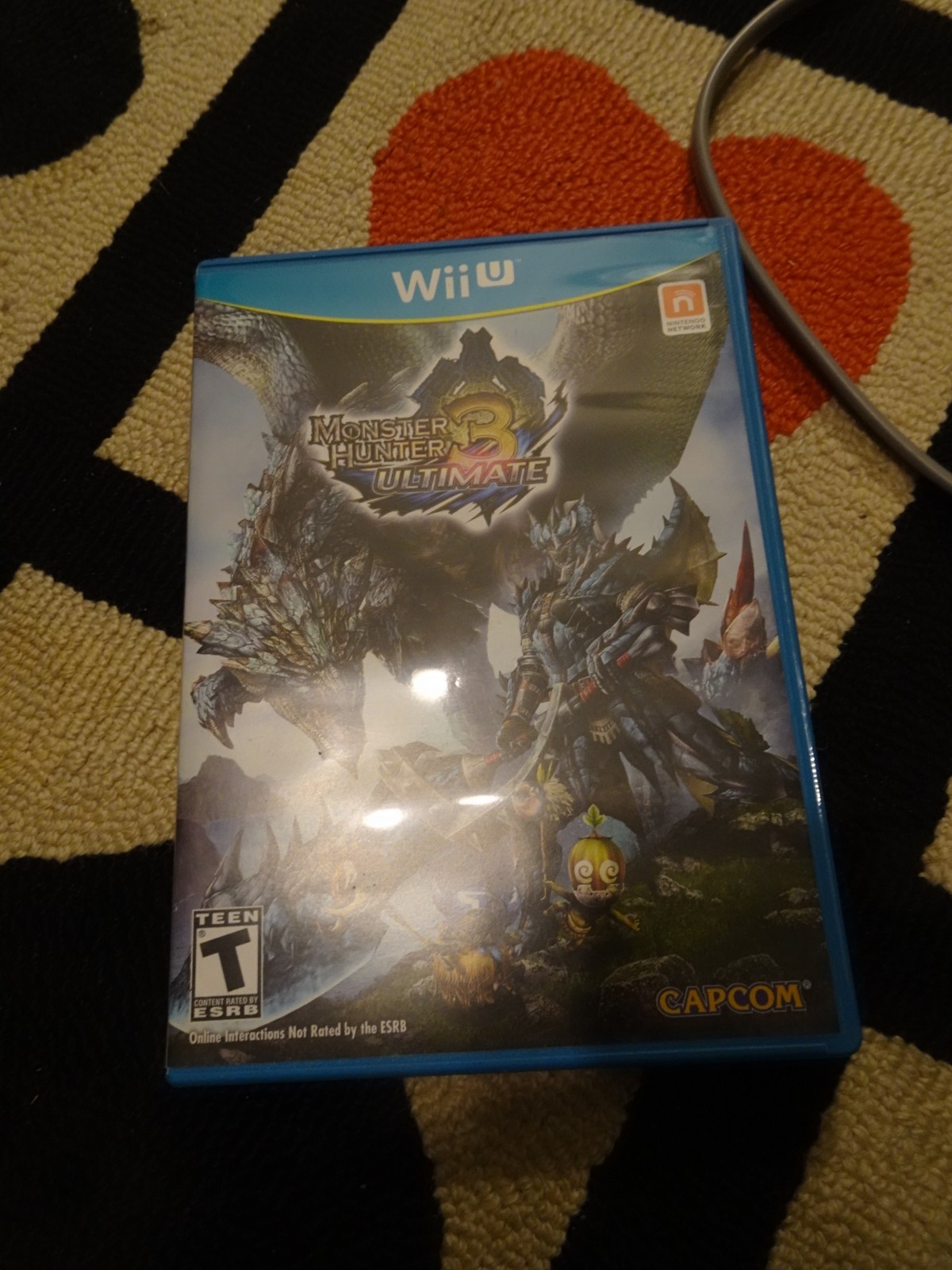 Working Nintendo Wii U 8GB Console and Handheld Pad WHITE WUP-001(02) w/Games